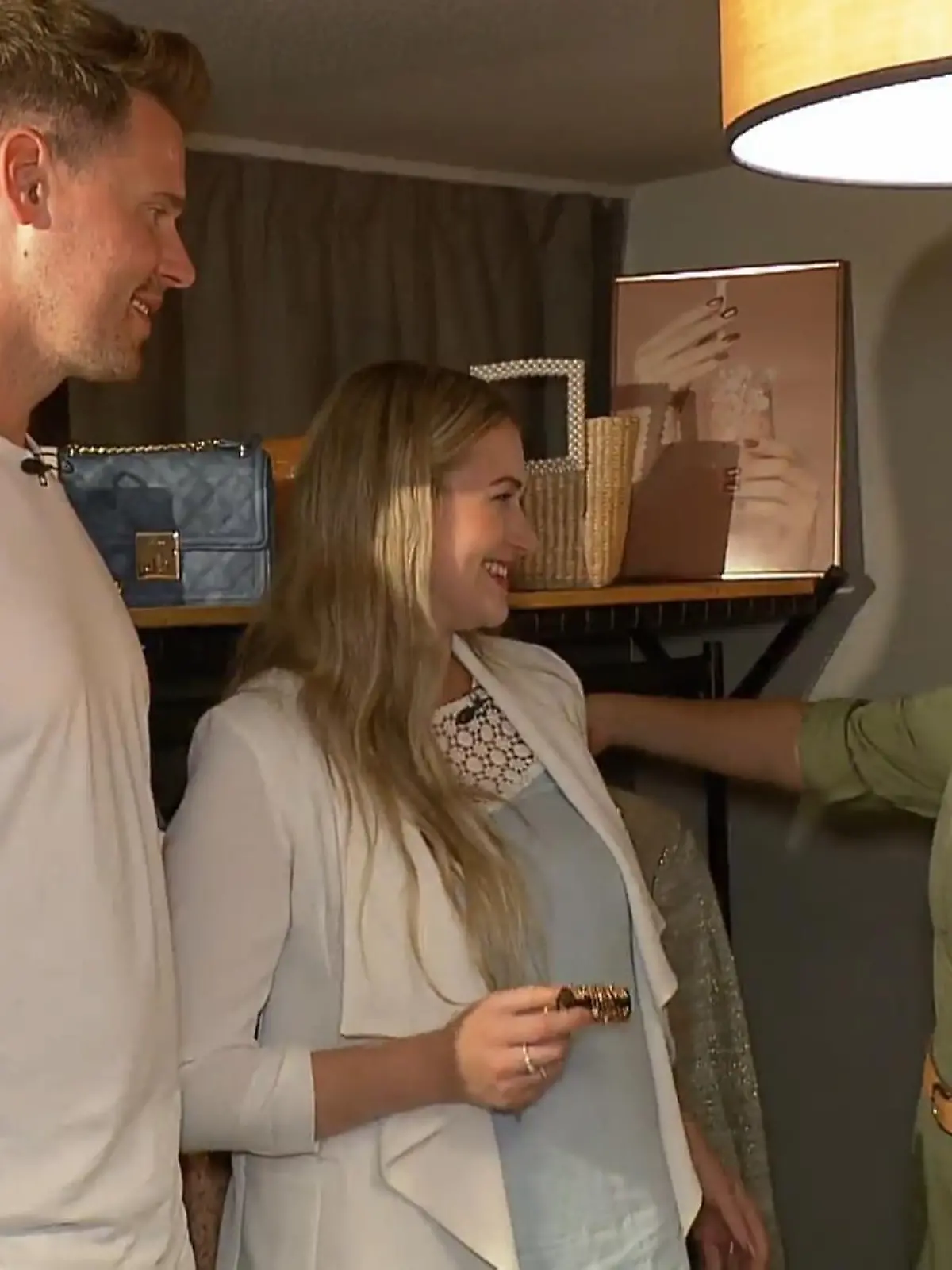 Bild zu: "Annika &amp; Sascha haben sich zwei Ankleidezimmer gewünscht und bekommen"