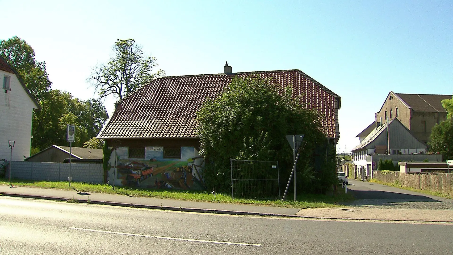 In diesem unscheinbaren Haus werden die "sinnlichen Massagen" angeboten