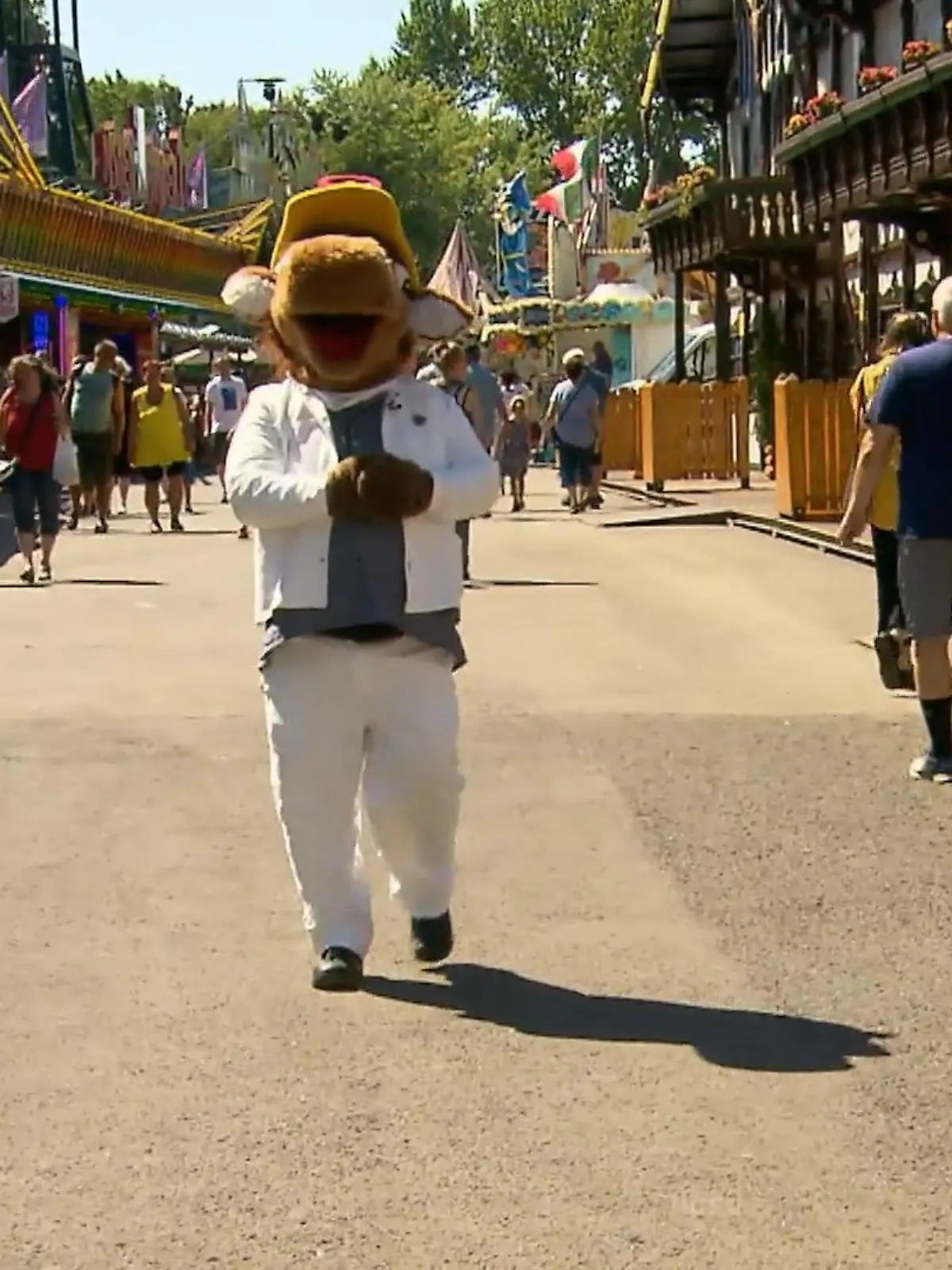 Bild zu: "Maskottchen schwitzt in Herne"