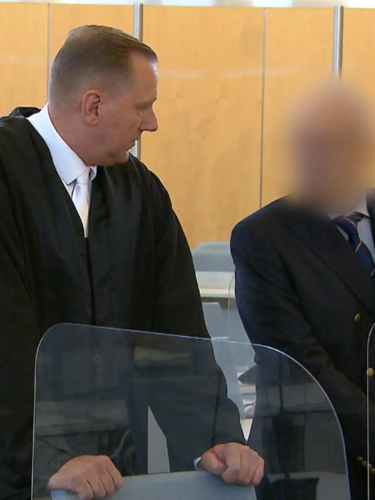 Bild zu: "Spionage-Prozess gegen Reserveoffizier"