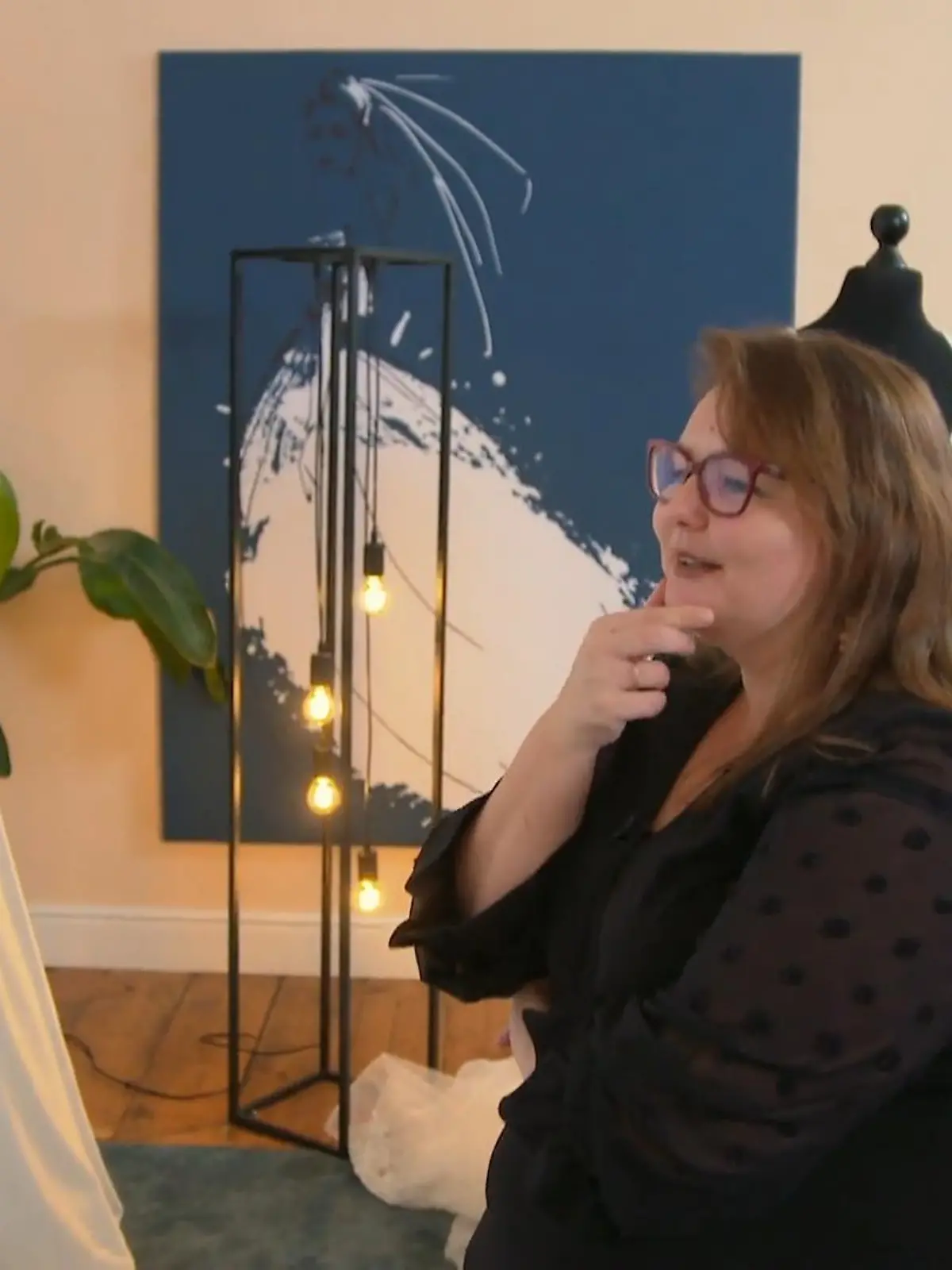 Bild zu: "Brautausstatterin Manuela gibt alles"