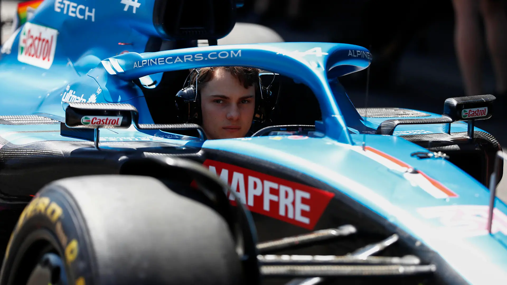 Formula 1 2022: Azerbaijan GP BAKU CITY CIRCUIT, AZERBAIJAN - JUNE 11: Oscar Piastri, Reserve Driver, Alpine F1 Team during the Azerbaijan GP at Baku City Circuit on Saturday June 11, 2022 in Baku, Azerbaijan. Photo by Carl Bingham / LAT Images Images PUBLICATIONxINxGERxSUIxAUTxHUNxONLY GP2208_103338_X4I9550