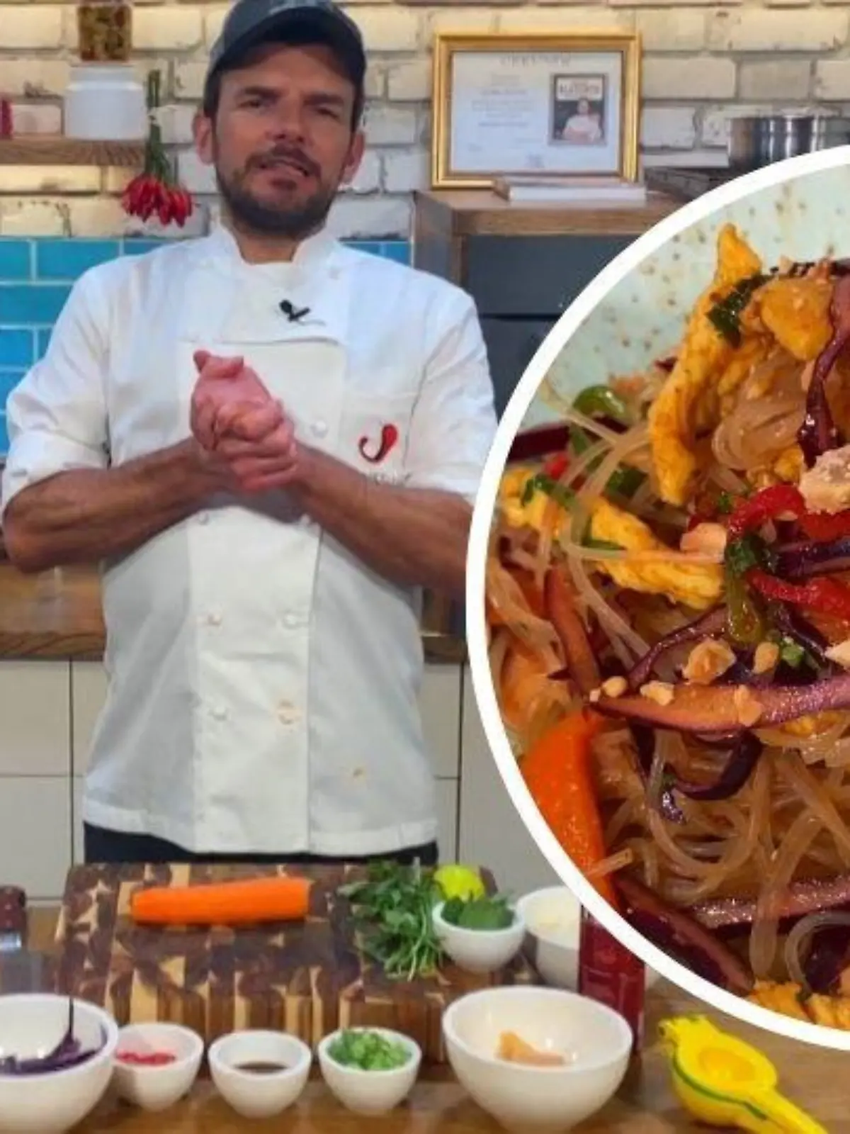 Bild zu: "Asiatischer Glasnudelsalat mit gebratenem Hähnchen"