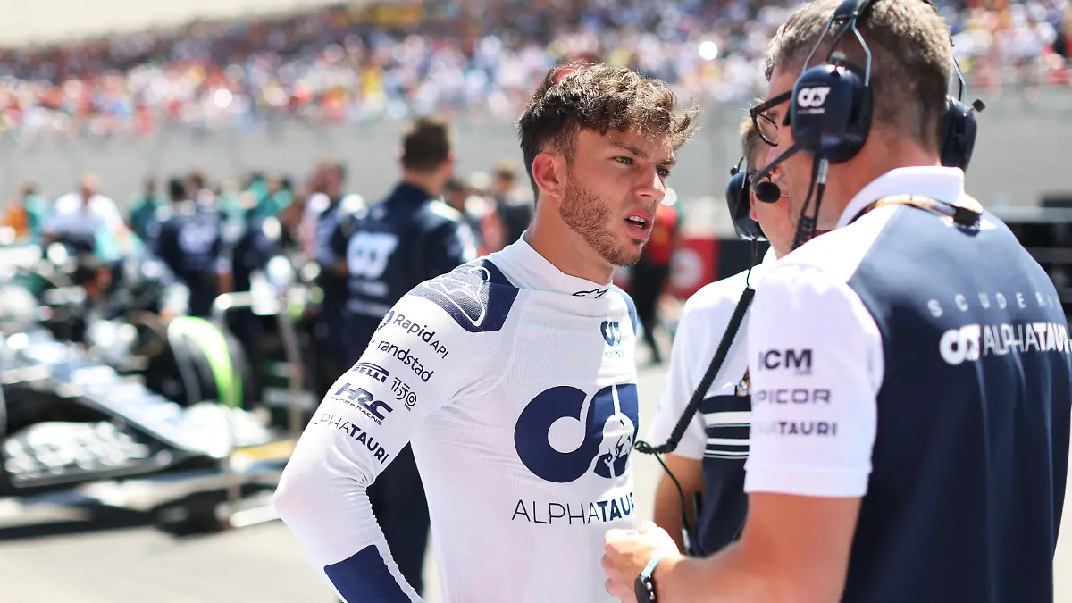 LE CASTELLET, FRANCE - JULY 24: Pierre Gasly of France and Scuderia AlphaTauri prepares to drive on the grid during the F1 Grand Prix of France at Circuit Paul Ricard on July 24, 2022 in Le Castellet, France. (Photo by Peter Fox/Getty Images)