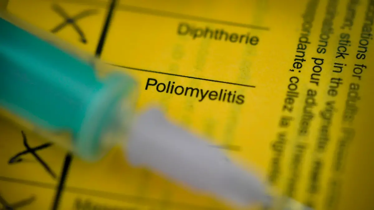 Polio, Impfbuch, Symbolfoto Impfung