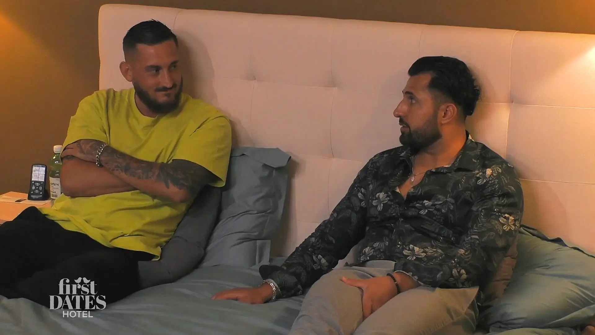 Yunus und Alex erzählen von ihren Dates Beste Freunde