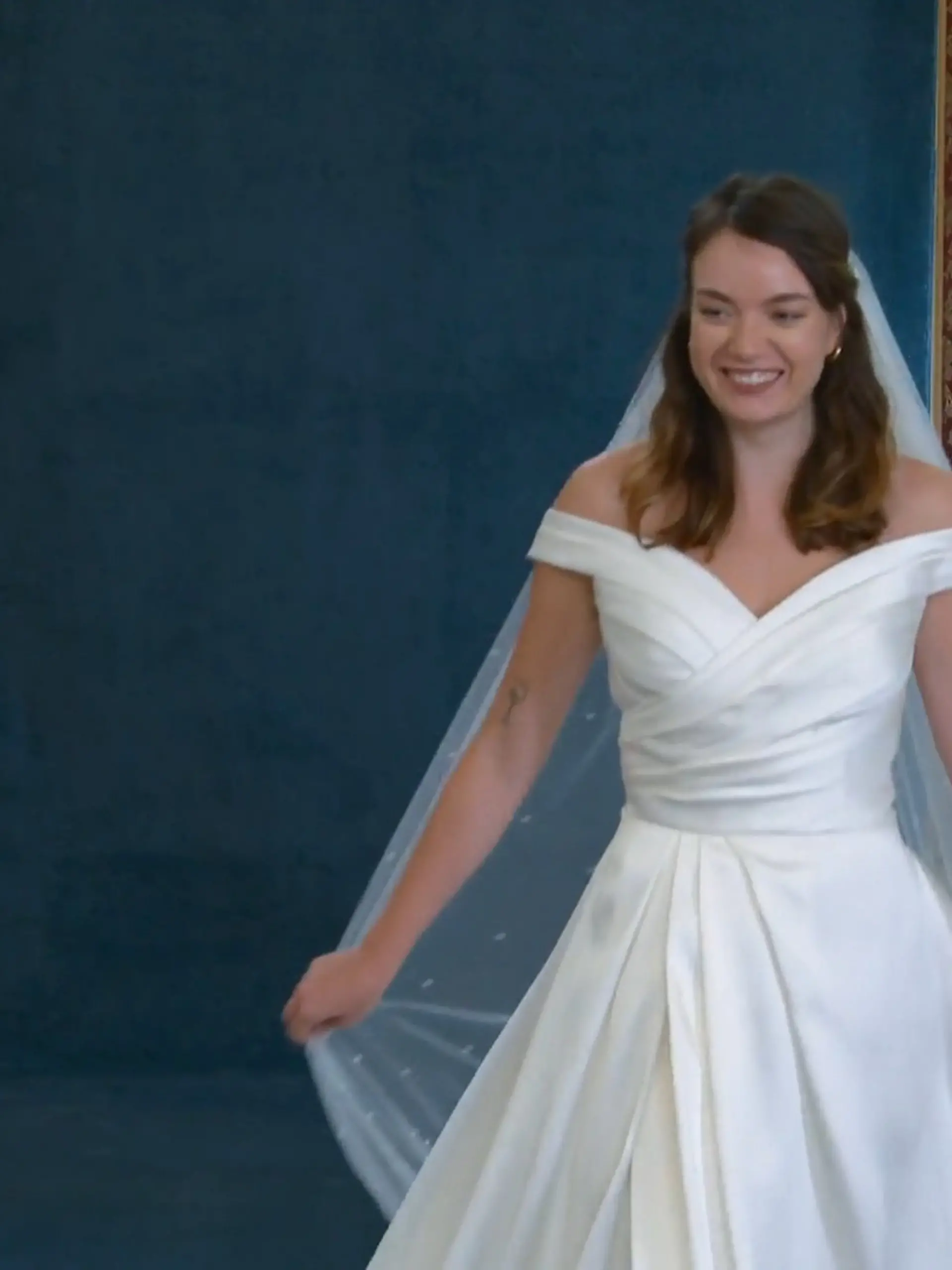 Bild zu: "Kann Christian mit seinem dritten Kleid noch alles wenden?"
