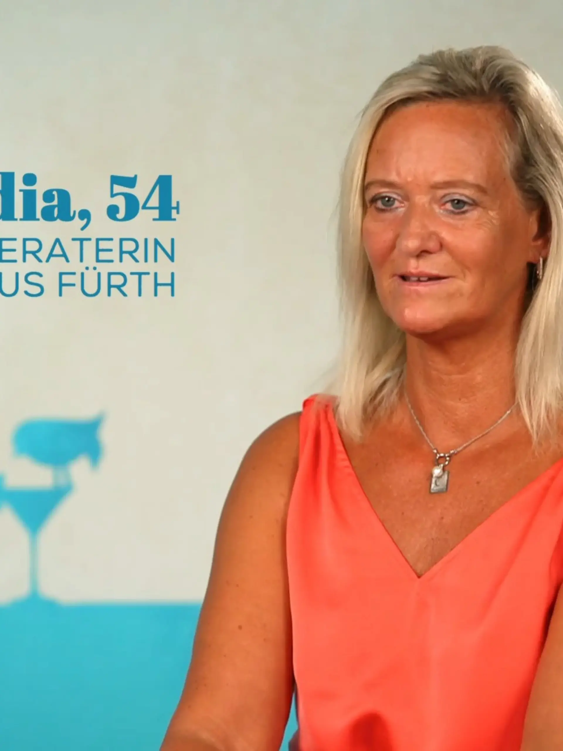 Bild zu: "Claudia sehnt sich nach dem Verliebtsein"