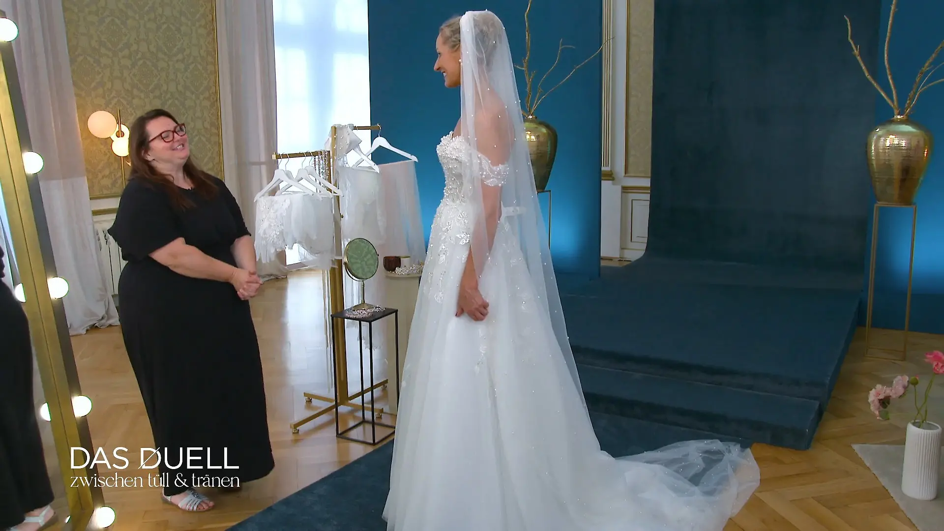 Bei Anna kullerten bereits die Tränen Kleid Nummer zwei