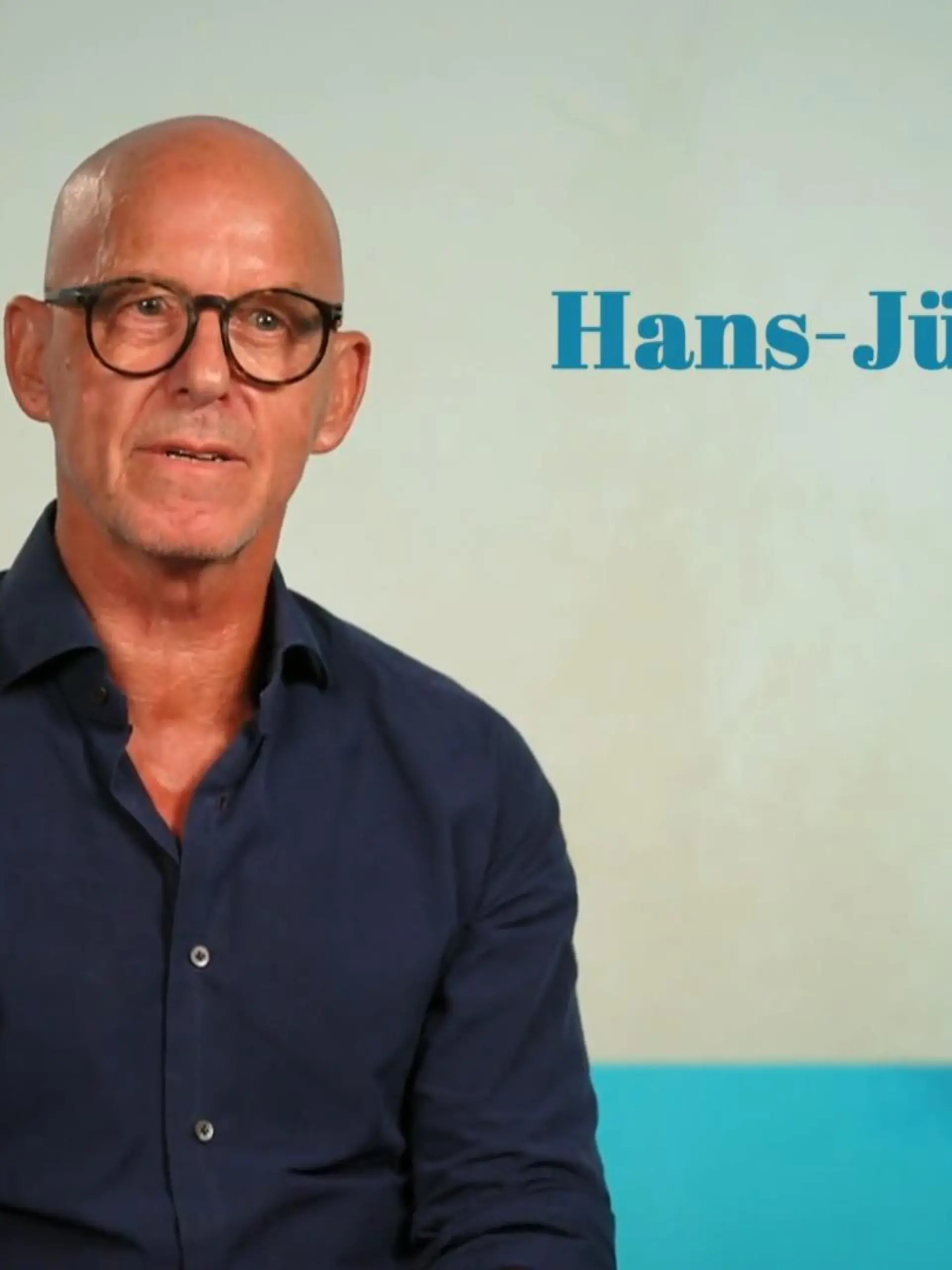 Bild zu: "Hans-Jürgen spricht selten Frauen an"