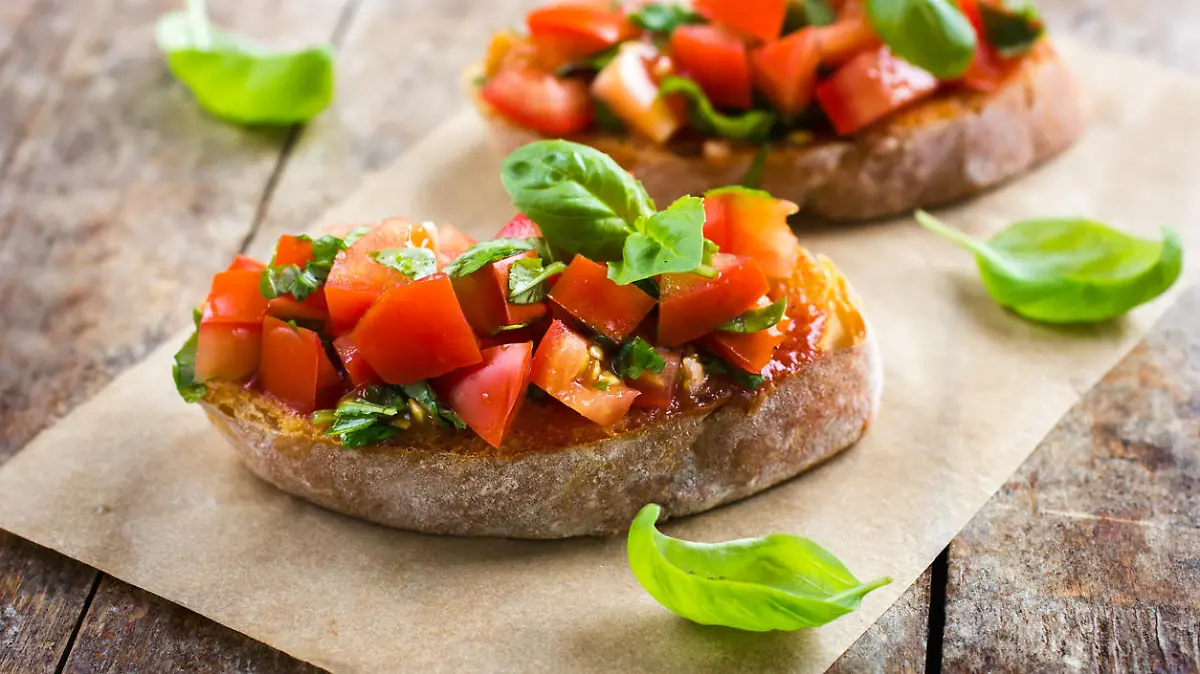 bruschetta with tomato and basil
