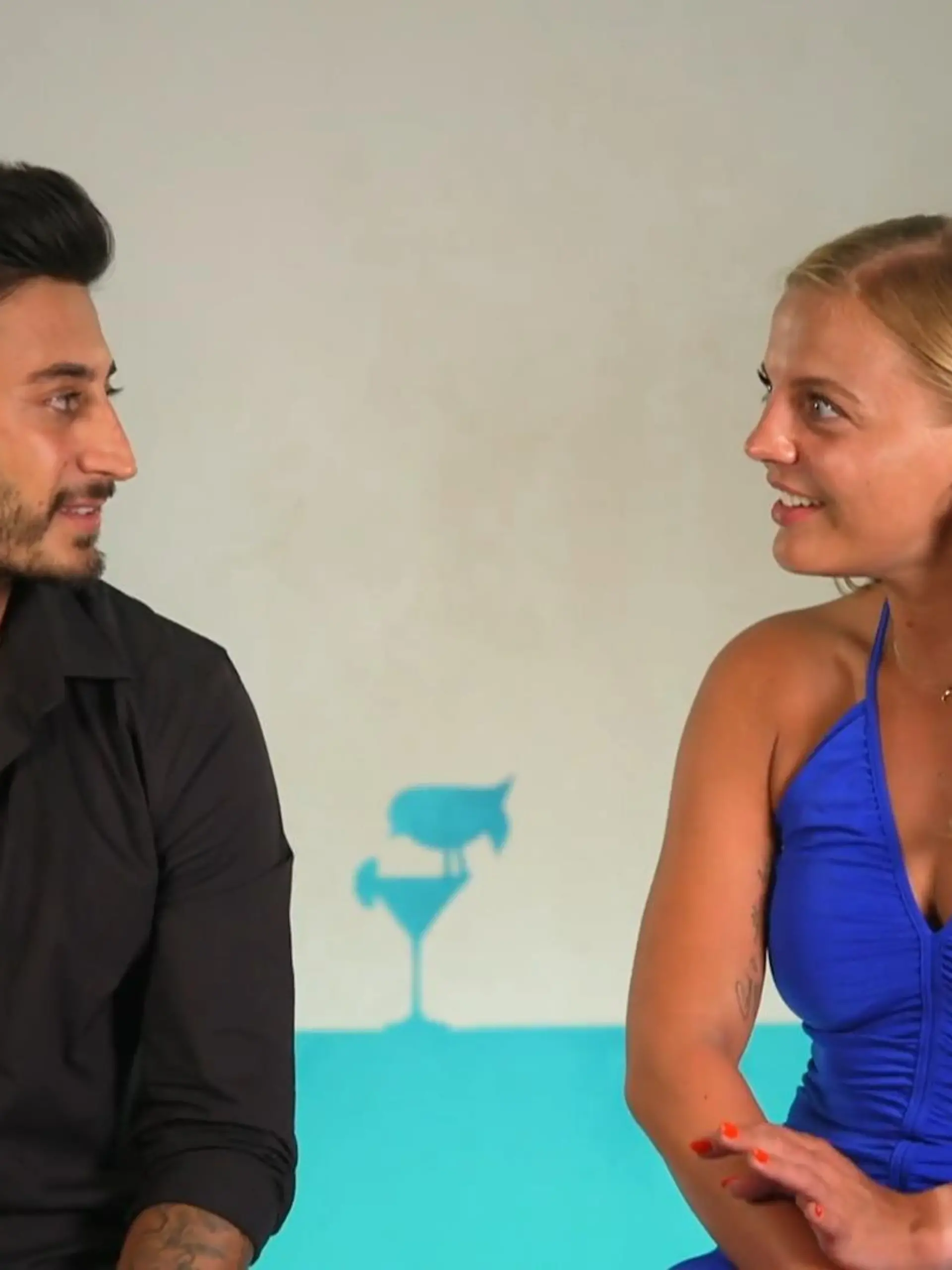 Bild zu: "Vincenzo beäugelt immer noch Janine"
