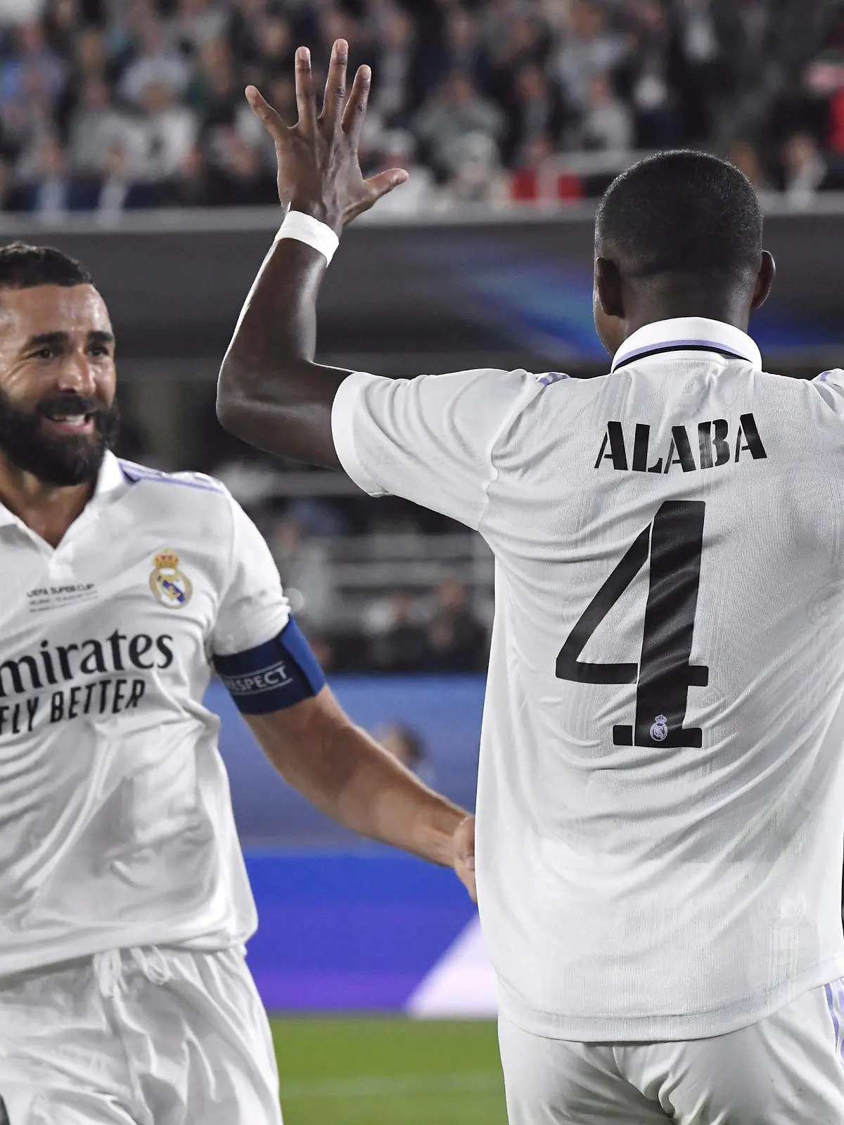  Karim Benzema left and David Alaba of Real Madrid celebrating after Alaba scored 1-0 during the UEFA Super Cup football match Real Madrid vs Eintracht Frankfurt at the Olympic Stadium in Helsinki, Finland on August 10, 2022. Helsinki Finland LKFTJK20220810223737RRMQ PUBLICATIONxNOTxINxSUIxAUTxFRAxKORxJPNxSWExNORxFINxDENxNED Copyright: xJussixNukarix LKFTJK20220810223737RRMQ