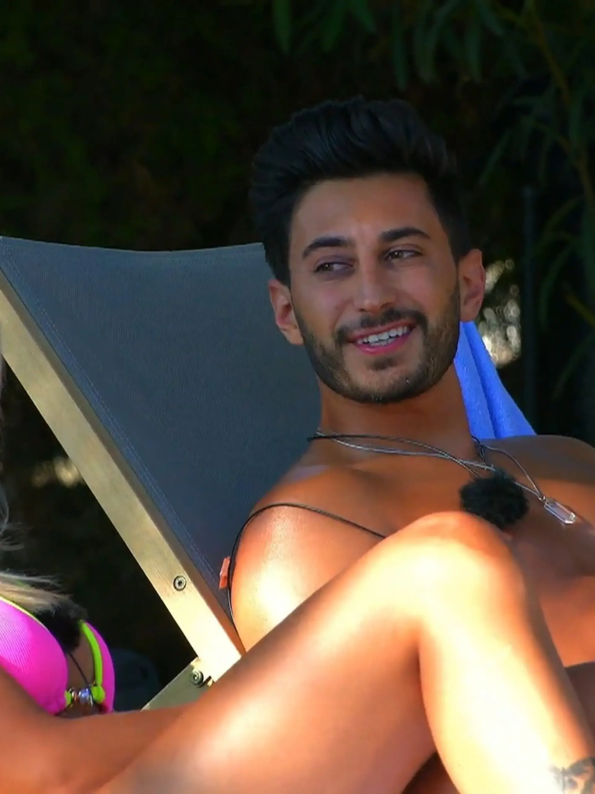 Bild zu: "Im "First Dates Hotel" stimmt bei Janine und Vincenzo die Chemie"