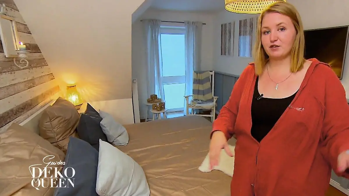 Kandidatin Anna-Lena kann ihr Glück kaum fassen Das Motto trifft ins Schwarze