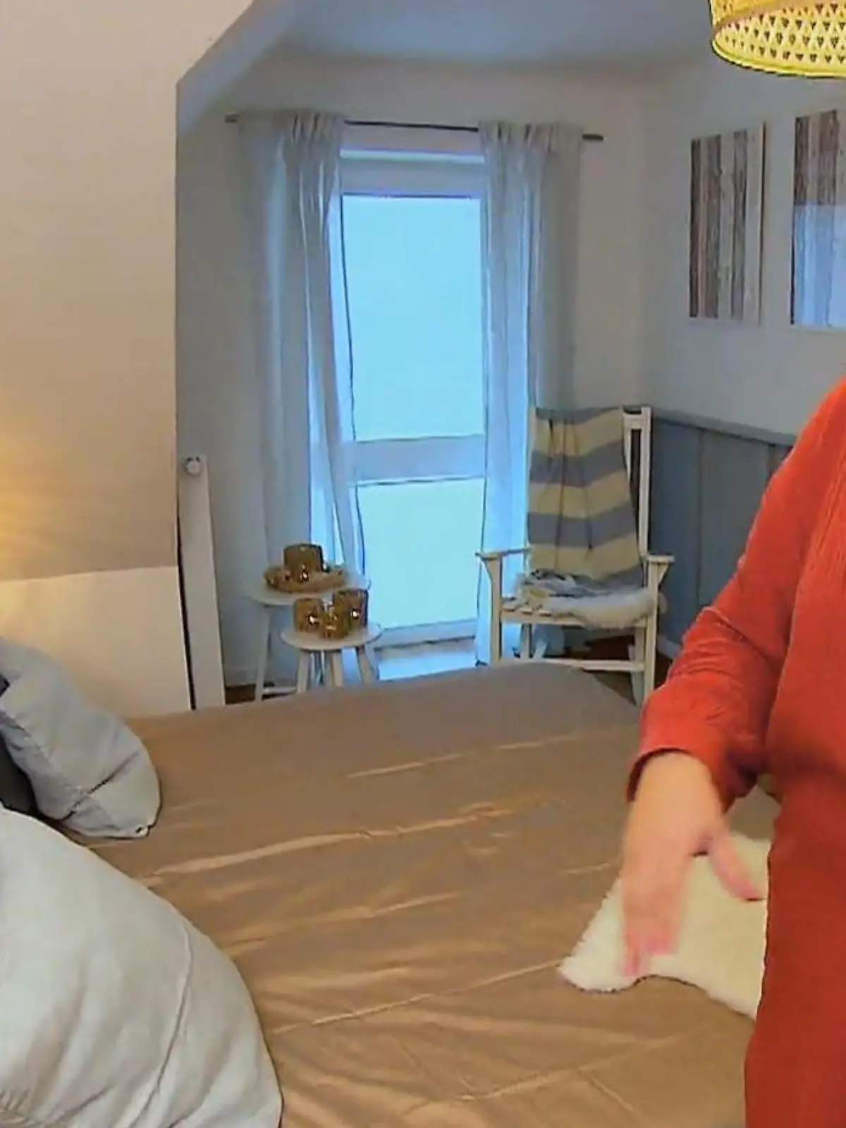 Bild zu: "Kandidatin Anna-Lena kann ihr Glück kaum fassen"