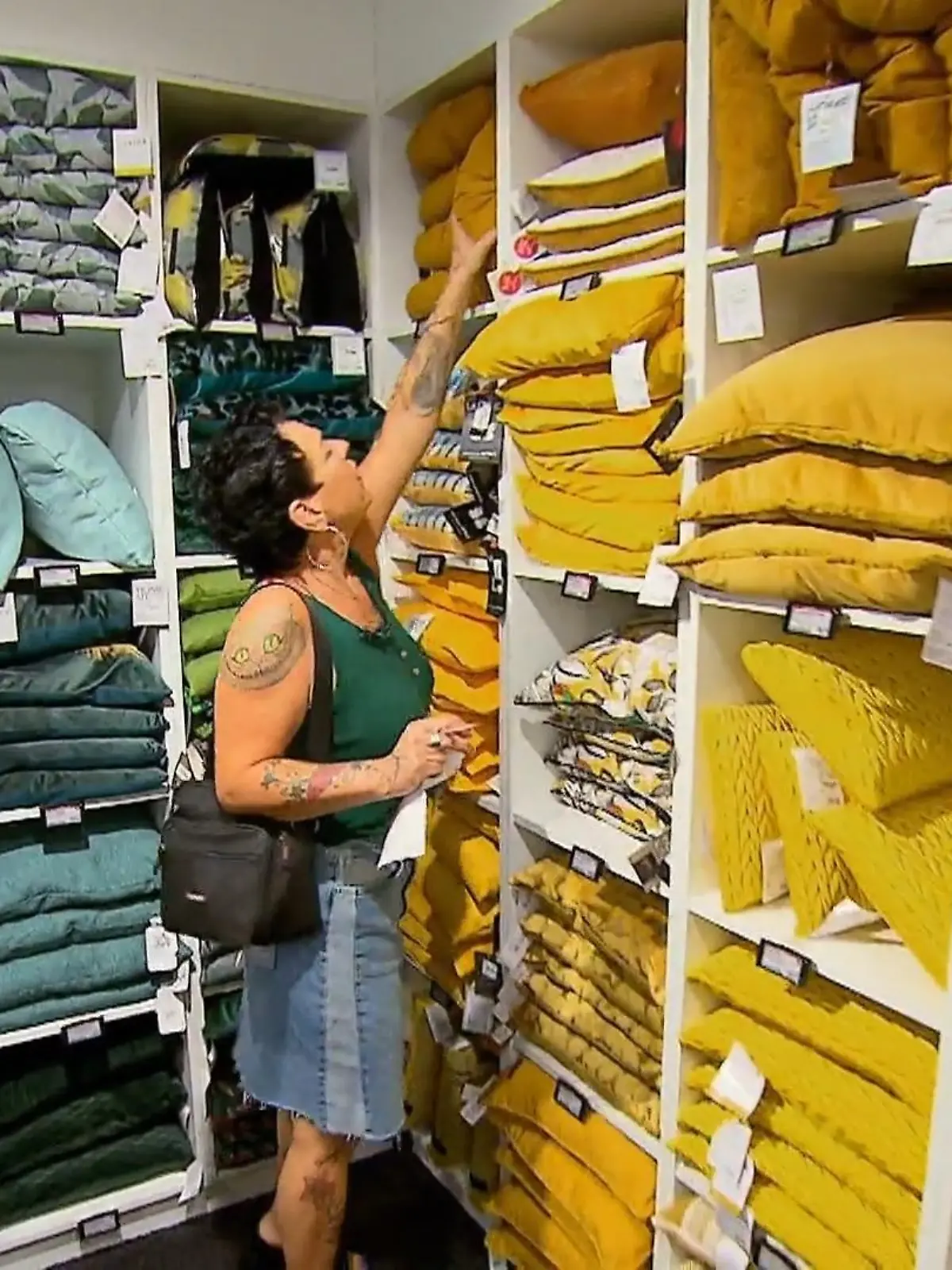 Bild zu: "Marions Vorgaben: Polster-Bank und Polster-Wand"