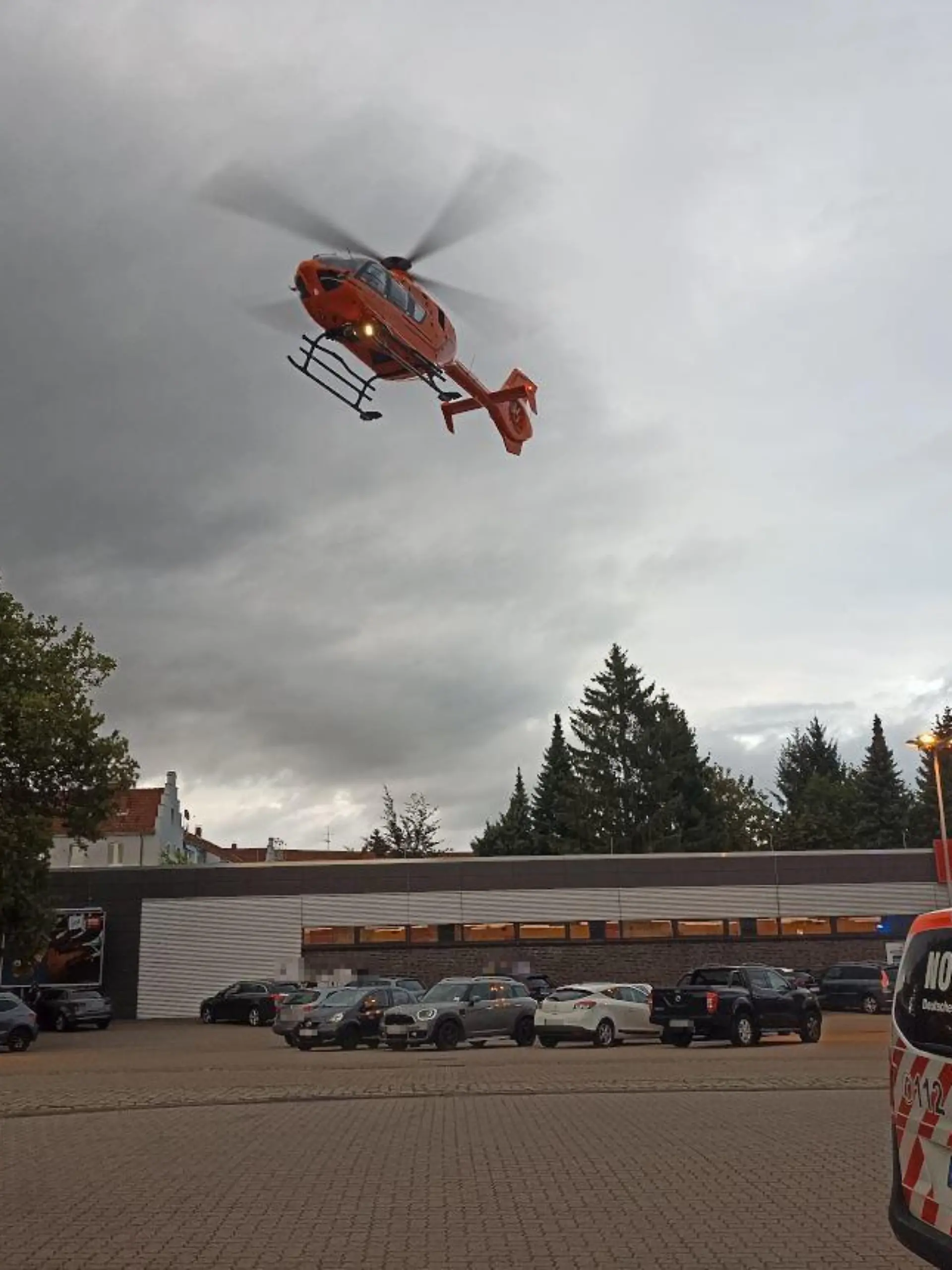 Der Rettungshubschrauber im Anflug