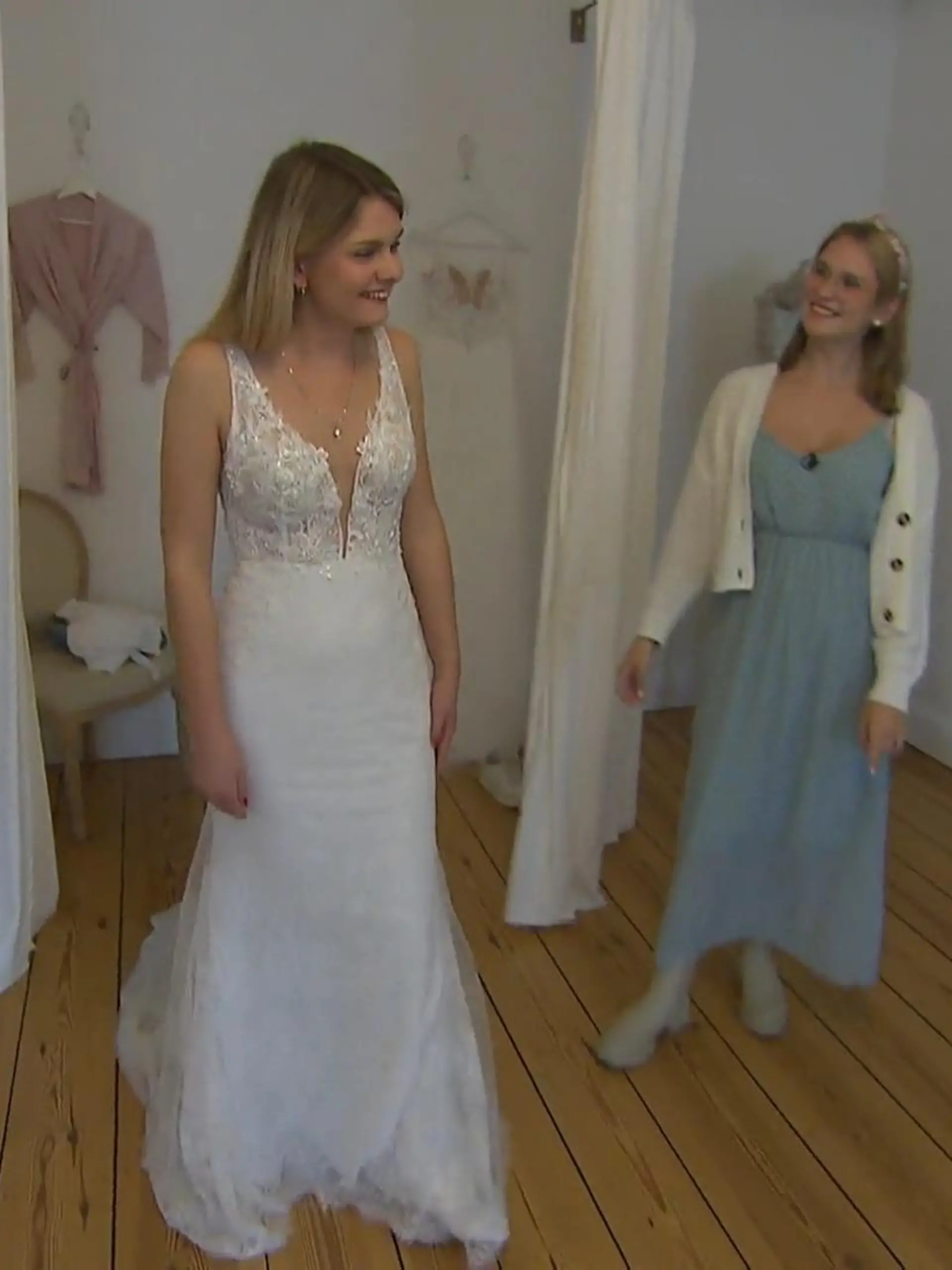 Bild zu: "Wird Lisa heute ihr Traumkleid finden?"