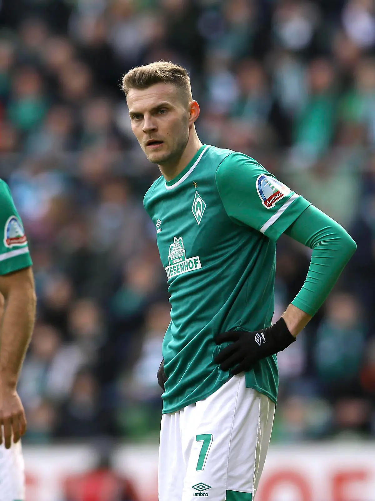 Foto : skeptische Miene bei ... Marvin Duksch  Werder  und links ... Niclas Füllkrug Fussball 2. Bundesliga , am So. 06.03.2022 Werder Bremen - Dynamo Dresden *** Photo skeptical expression at Marvin Duksch Werder and left Niclas Füllkrug Football 2 Bundesliga , on So 06 03 2022 Werder Bremen Dynamo Dresden 