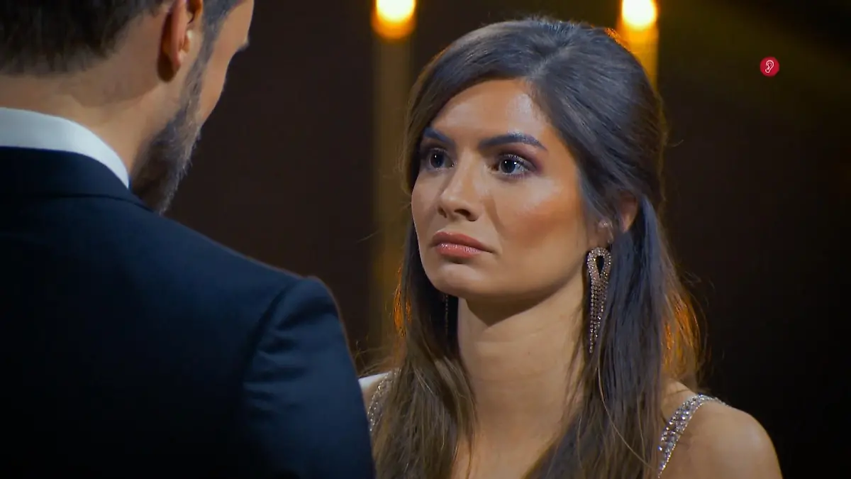 Im Bachelor-Finale 2021 gab es für Michéle de Roos keine Rose von Niko Griesert. Doch damit war die Geschichte noch lange nicht vorbei.