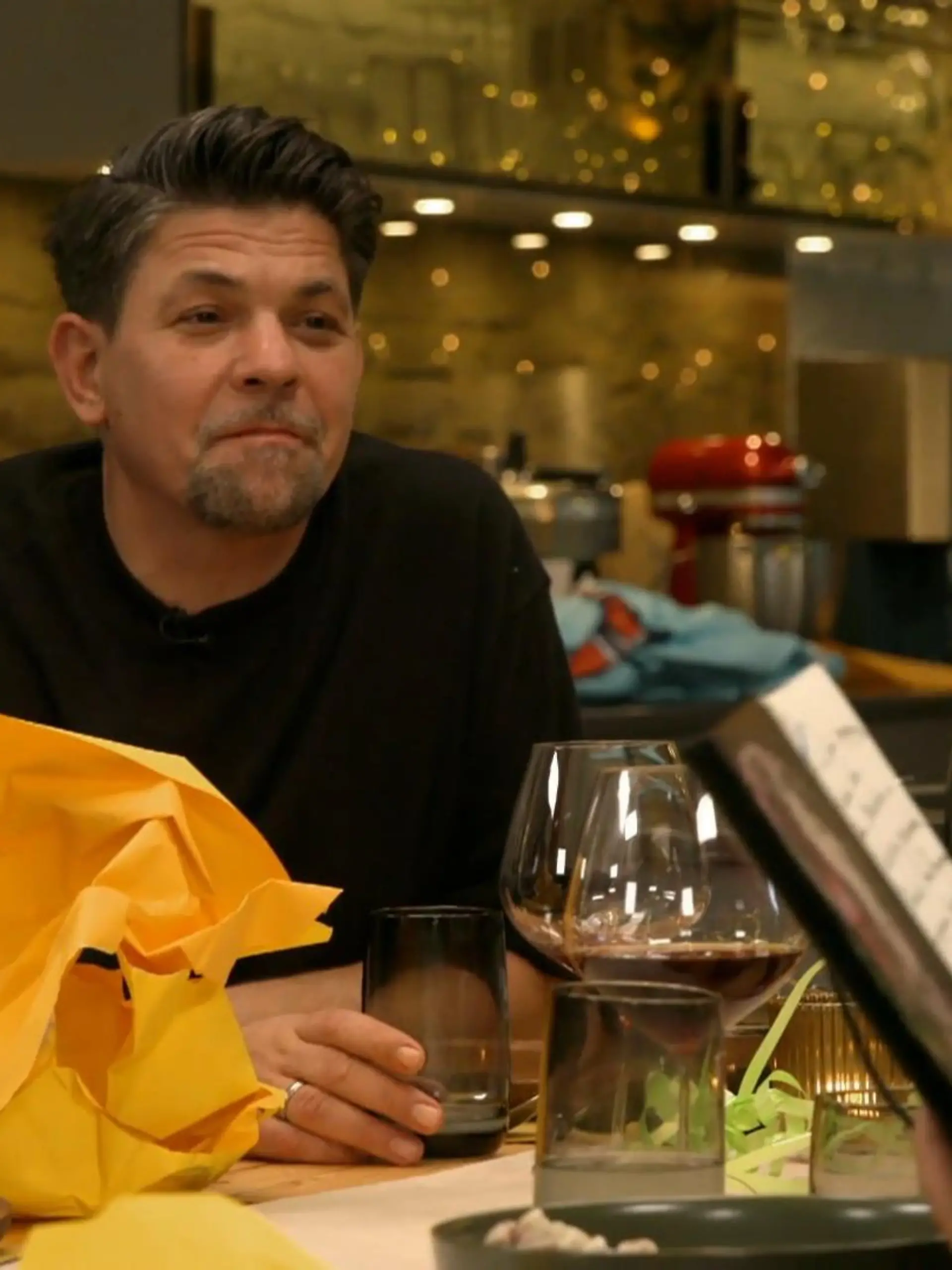 Bild zu: "Weihnachten ist und bleibt das Fest der Liebe - auch bei "Kitchen Impossible""