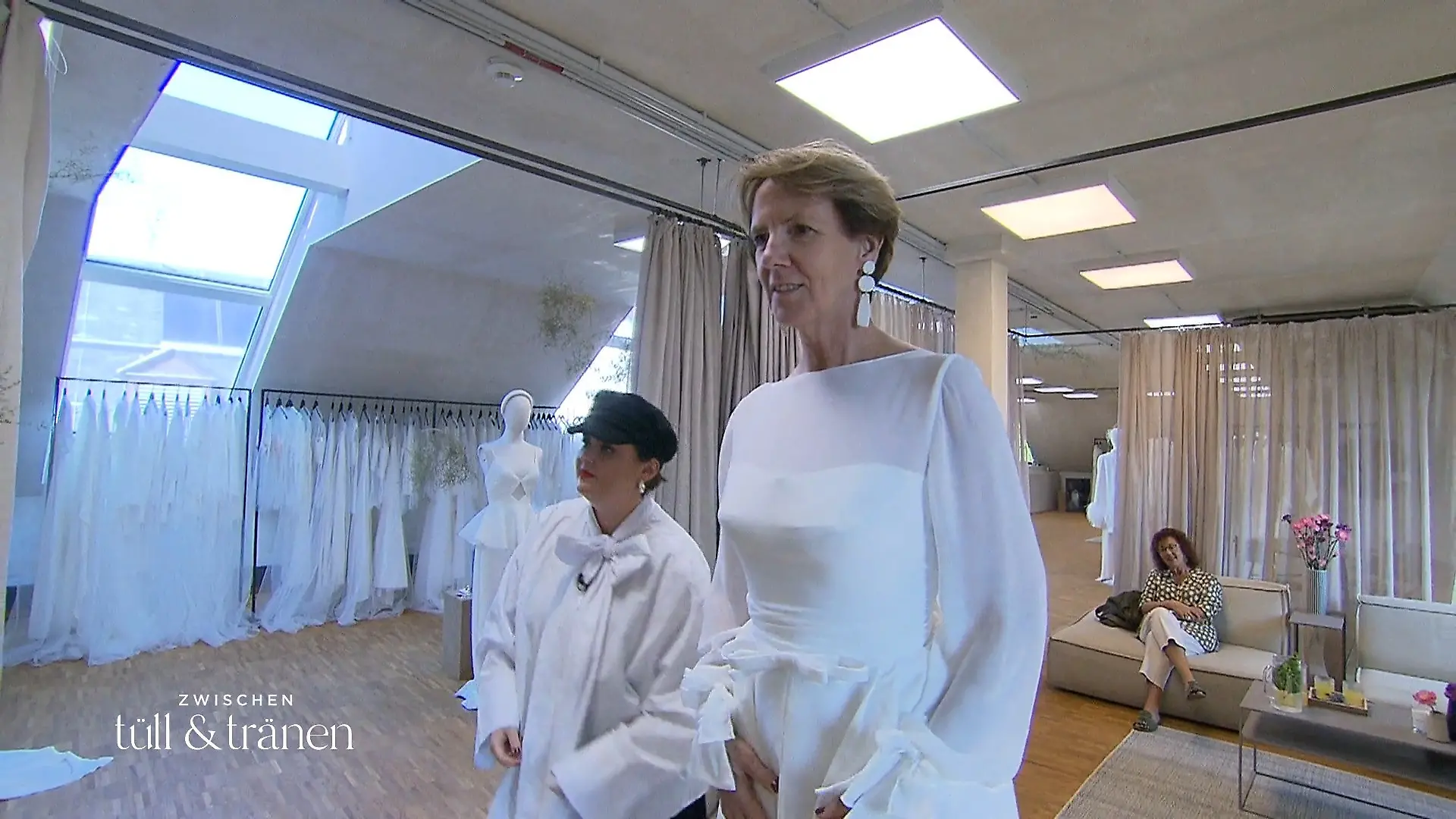 Liliane möchte einen "Magic Moment" Hose statt Kleid?