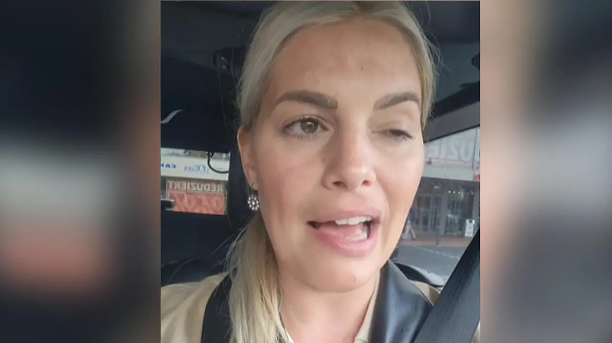 Angelina Kirschs linke Gesichtshälfte ist seit Montag plötzlich gelähmt.