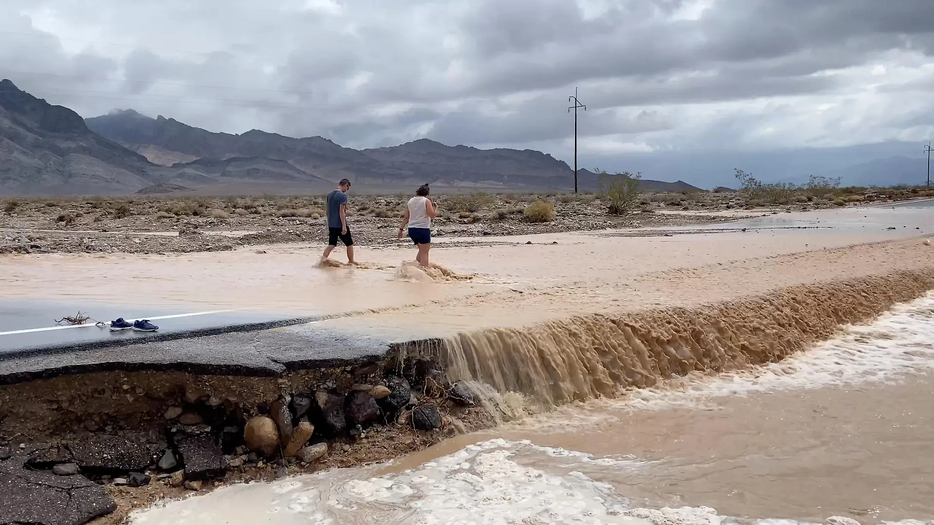 A view shows the monsoonal rain flooded in Death Valley National Park, California, U.S., August 5, 2022 in this screengrab obtained from a video. Courtesy of John Sirlin/via REUTERS THIS IMAGE HAS BEEN SUPPLIED BY A THIRD PARTY. MANDATORY CREDIT