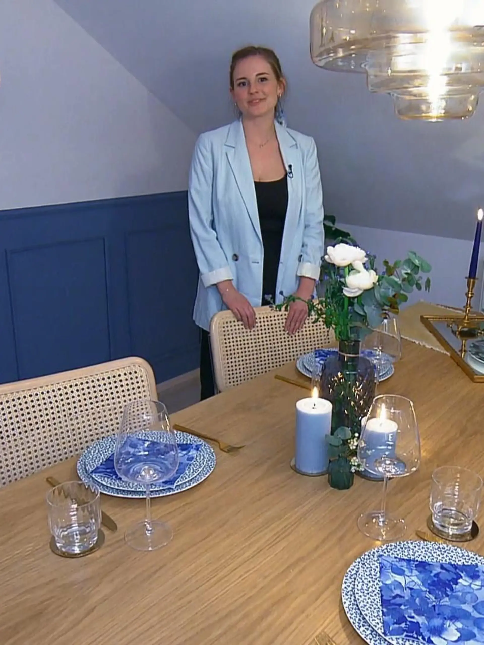 Bild zu: "Kaja verwandelt das Esszimmer von industriell zu floral"