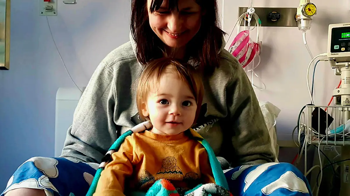 CATERS NEWS (PICTURED L-R Rachel and Robin together in the hospital) The race is on to raise £300K for a potentially life-saving treatment for a baby boy with a rare and aggressive form of cancer. Robin Samuel, from London, UK, had just celebrated his first birthday when he was diagnosed with high-risk neuroblastoma cancer after he woke up screaming one day in January. He was rushed to A&E where an ultrasound revealed a massive 10 centimetre diameter lump above his kidney and then transferred to Great Ormond Street Hospital. He immediately began chemotherapy and tests later showed the cancer had spread to his abdomen, pelvis, spine, and bone marrow. SEE CATERS COPY