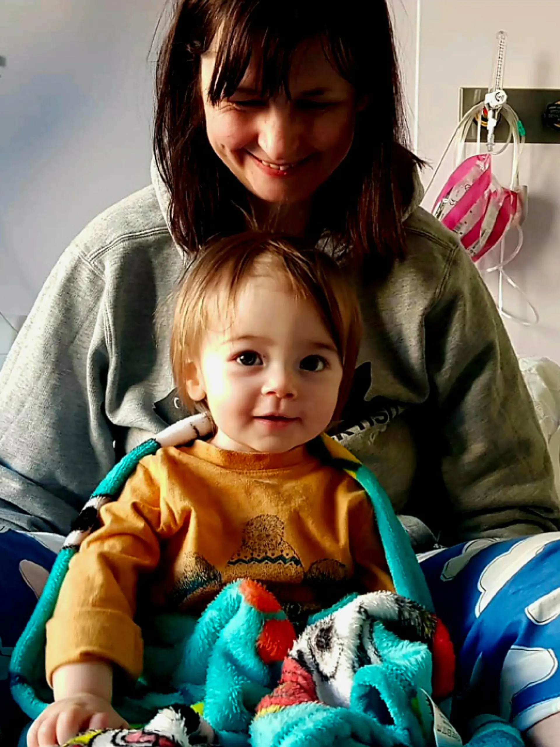 CATERS NEWS (PICTURED L-R Rachel and Robin together in the hospital) The race is on to raise £300K for a potentially life-saving treatment for a baby boy with a rare and aggressive form of cancer. Robin Samuel, from London, UK, had just celebrated his first birthday when he was diagnosed with high-risk neuroblastoma cancer after he woke up screaming one day in January. He was rushed to A&E where an ultrasound revealed a massive 10 centimetre diameter lump above his kidney and then transferred to Great Ormond Street Hospital. He immediately began chemotherapy and tests later showed the cancer had spread to his abdomen, pelvis, spine, and bone marrow. SEE CATERS COPY