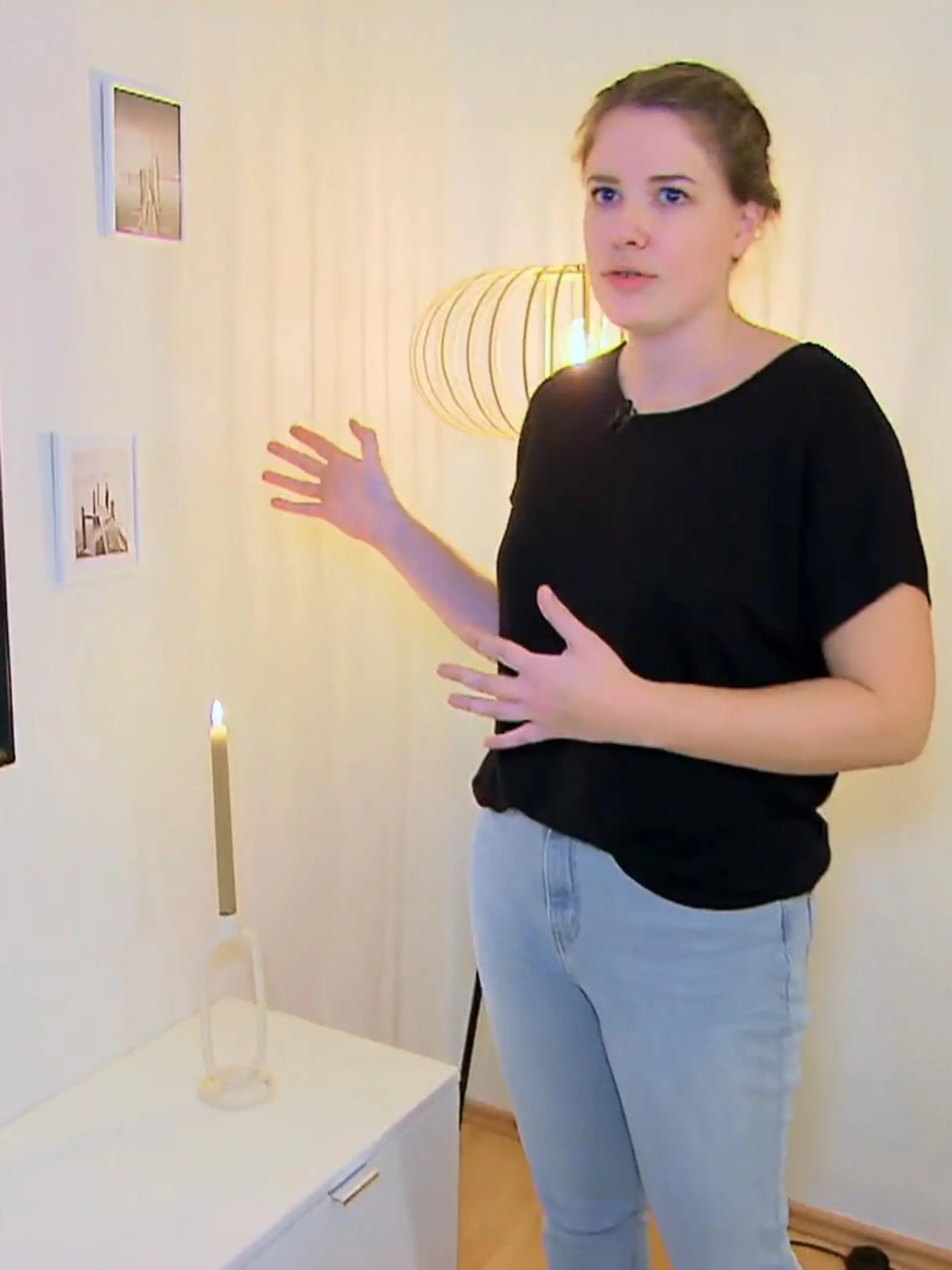 Bild zu: "Mit dem raffinerten Einsatz von Spiegeln schafft Lea neue Optik im Raum"