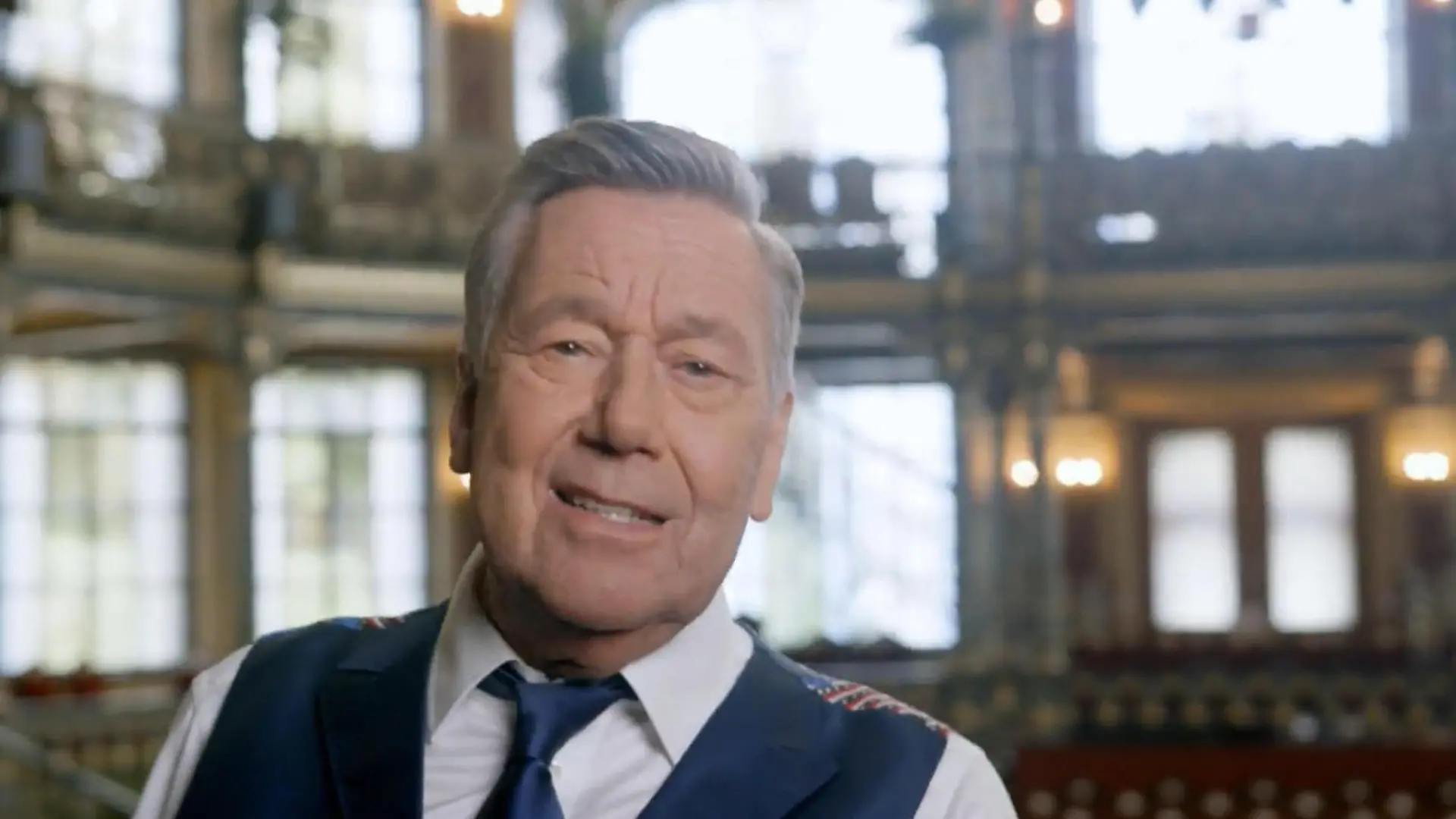 Roland Kaiser singt die RTL-Spendenmarathon-Hymne 2023 "Bis ans Ende der Welt"