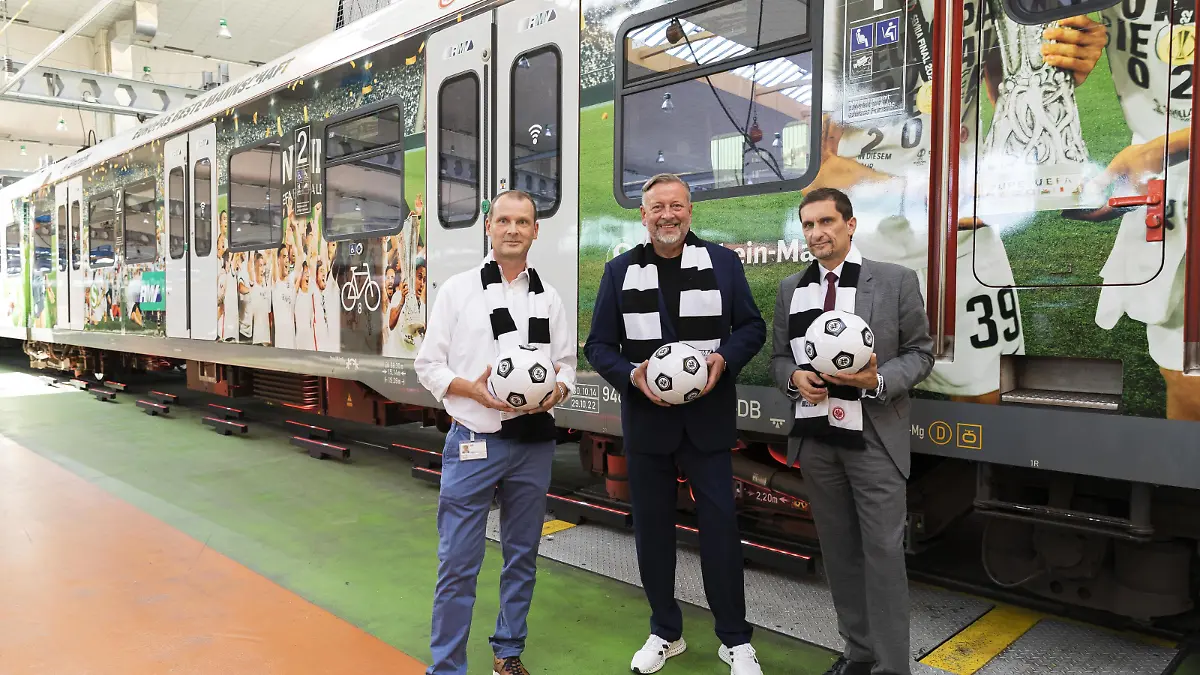 S-Bahn erinnert an Europapokalsieg.