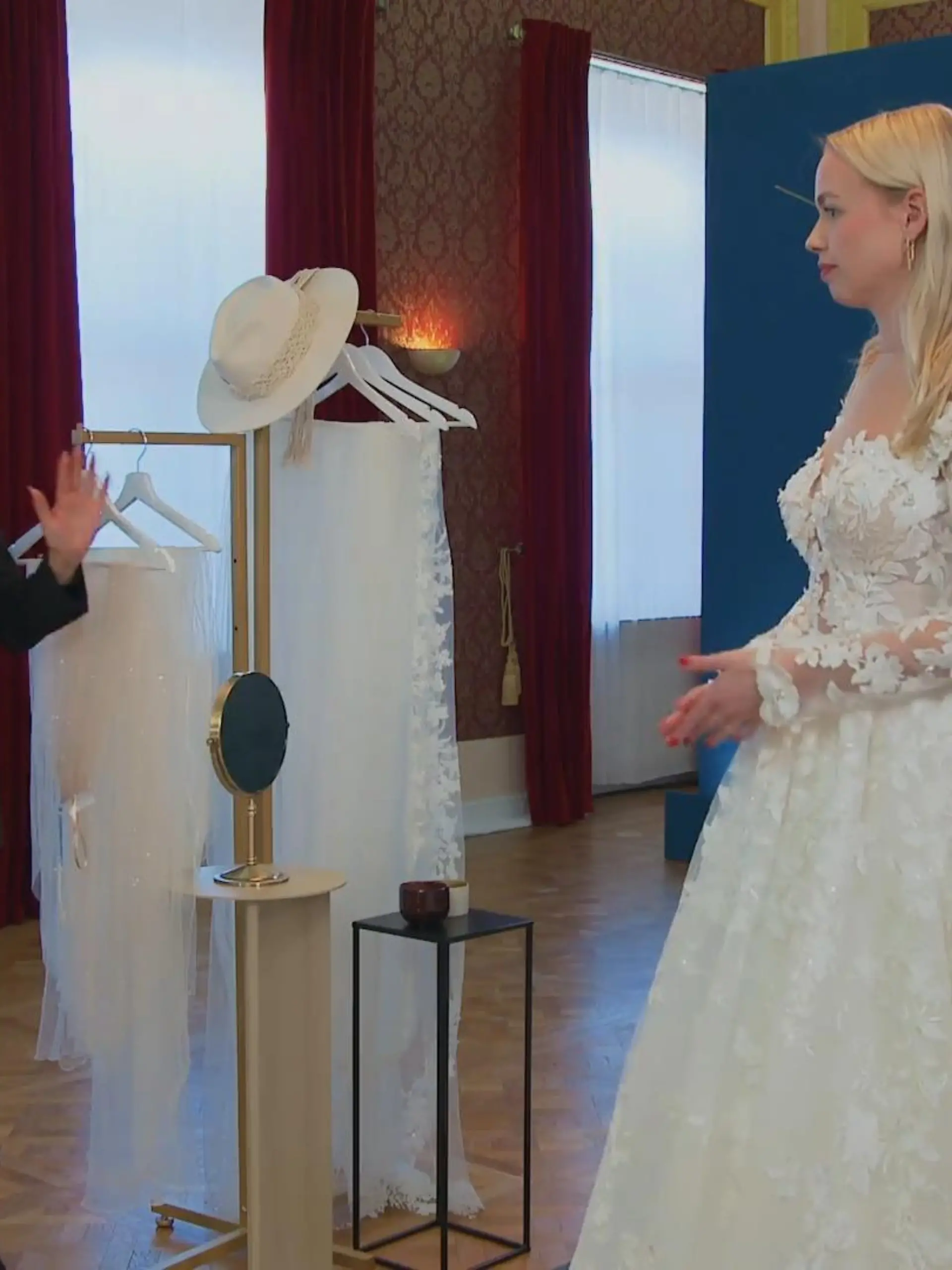 Bild zu: "Ist das Kleid sommerlich genug?"
