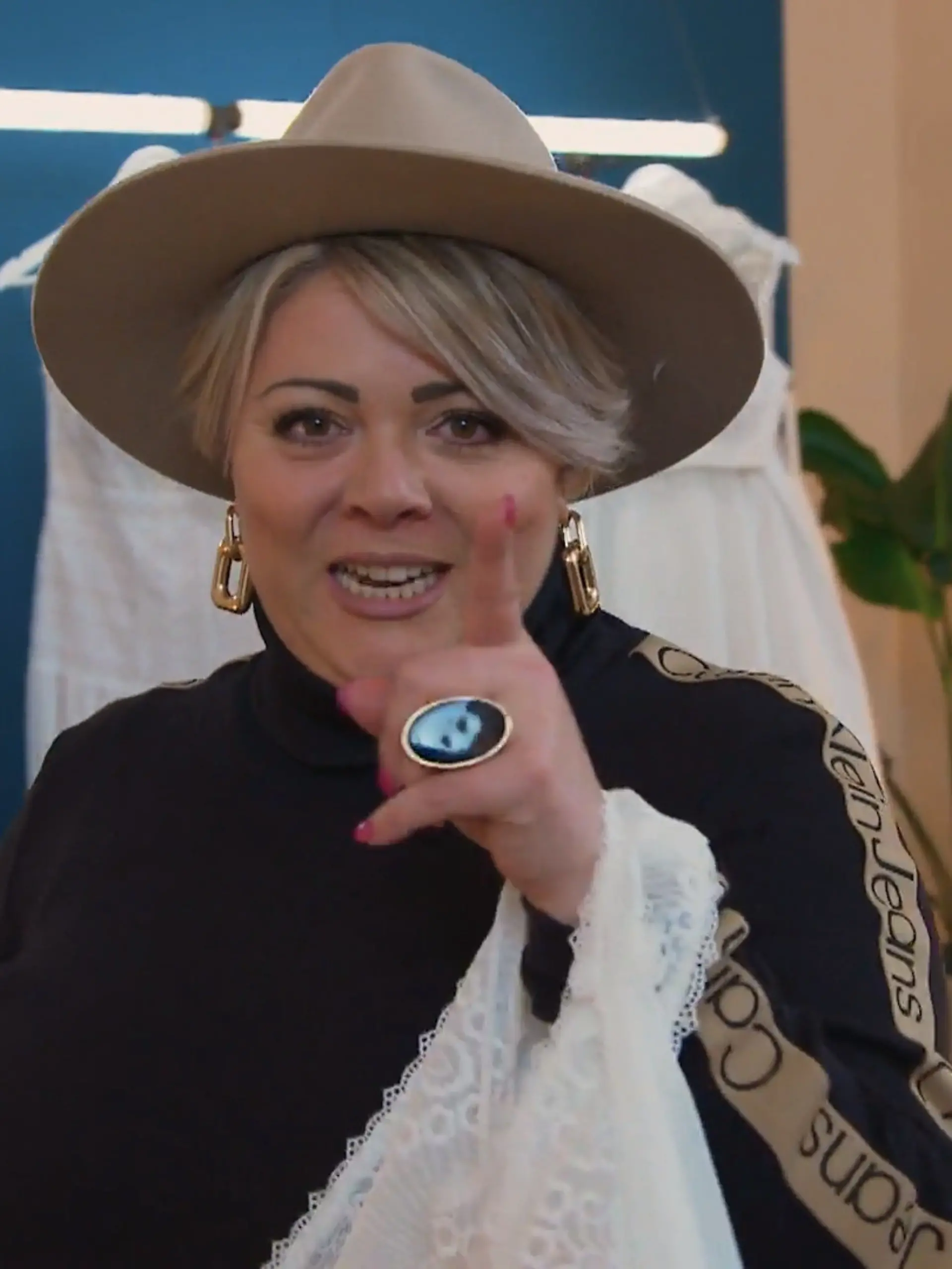 Bild zu: "Rebellin Vanessa macht eine Ansage"