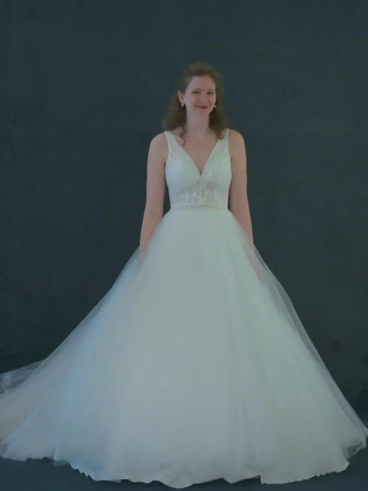 Bild zu: "Brautkleid mit Sissi-Moment: Gefällt es Jessica?"