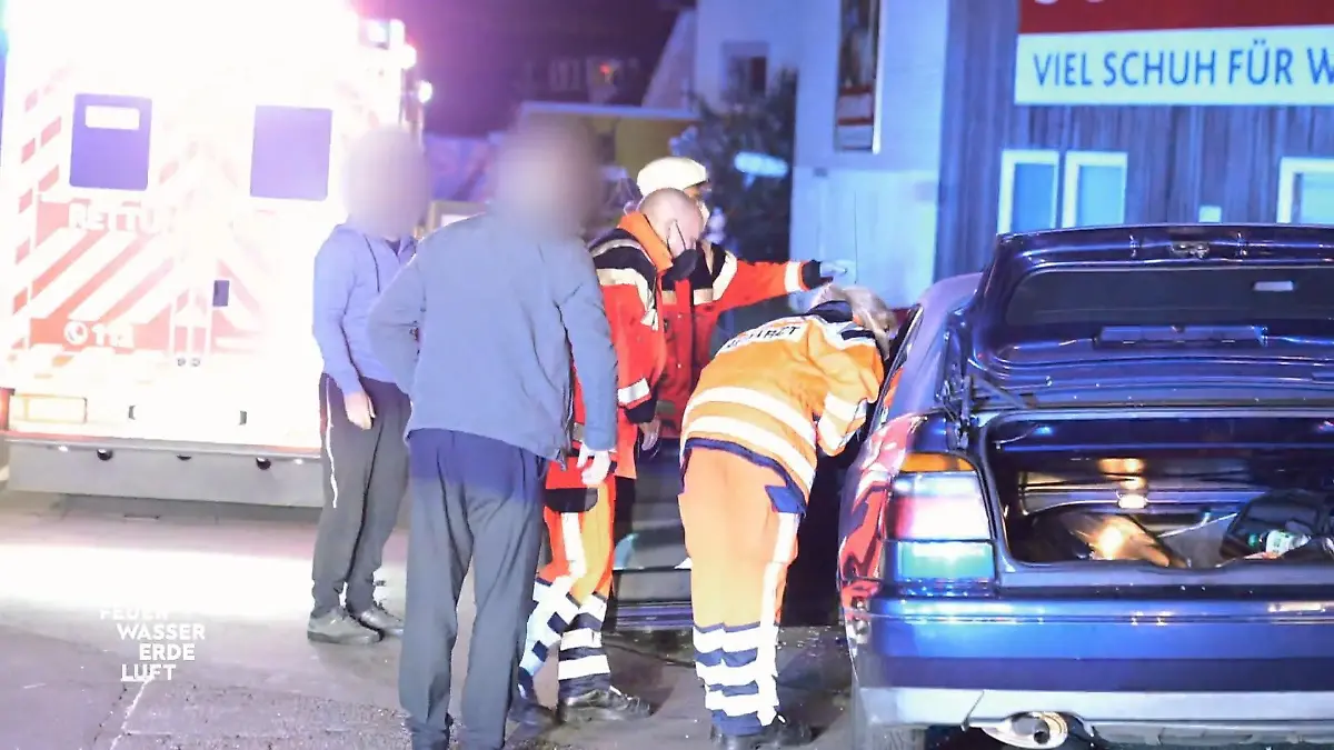 Verkehrsunfall mit einer verletzten Person Feuer- und Rettungswache