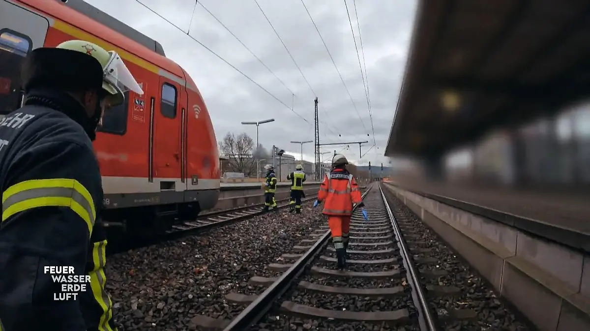 Verunglückte Person muss geborgen werden Ein wahrer Kraftakt