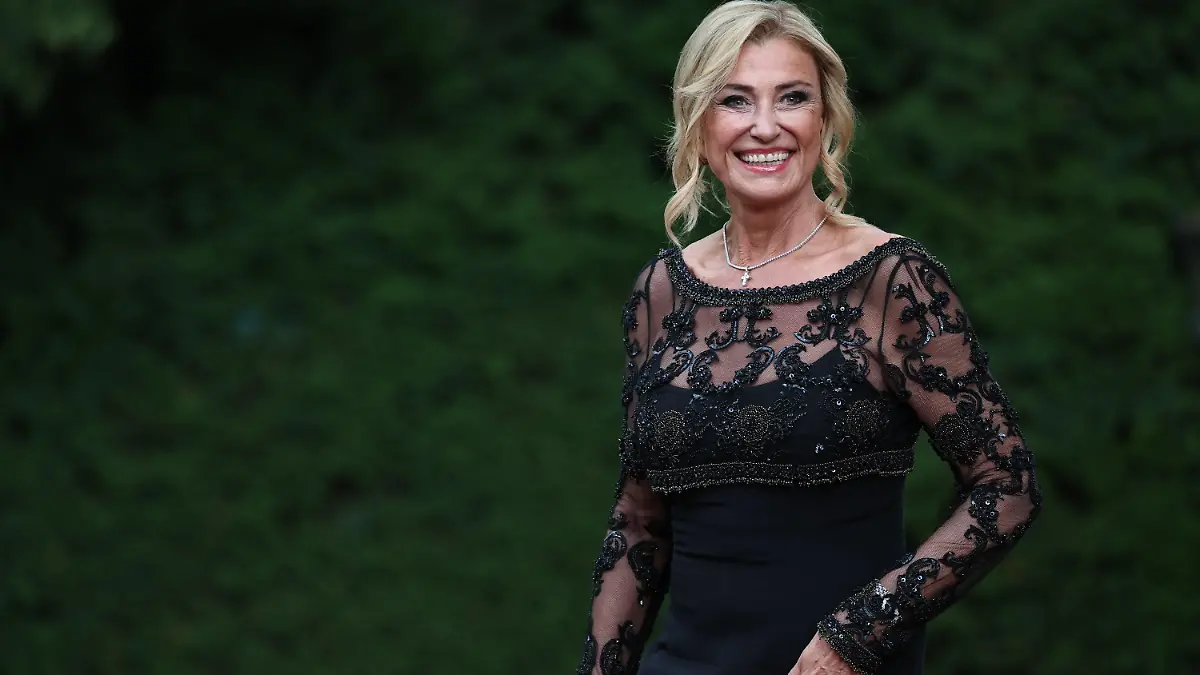 25.07.2023, Bayern, Bayreuth: Dagmar Wöhrl, Unternehmerin, kommt zur Eröffnung der Richard-Wagner-Festspiele mit einem neuen «Parsifal» ins Festspielhaus auf dem Grünen Hügel. Foto: Daniel Karmann/dpa +++ dpa-Bildfunk +++