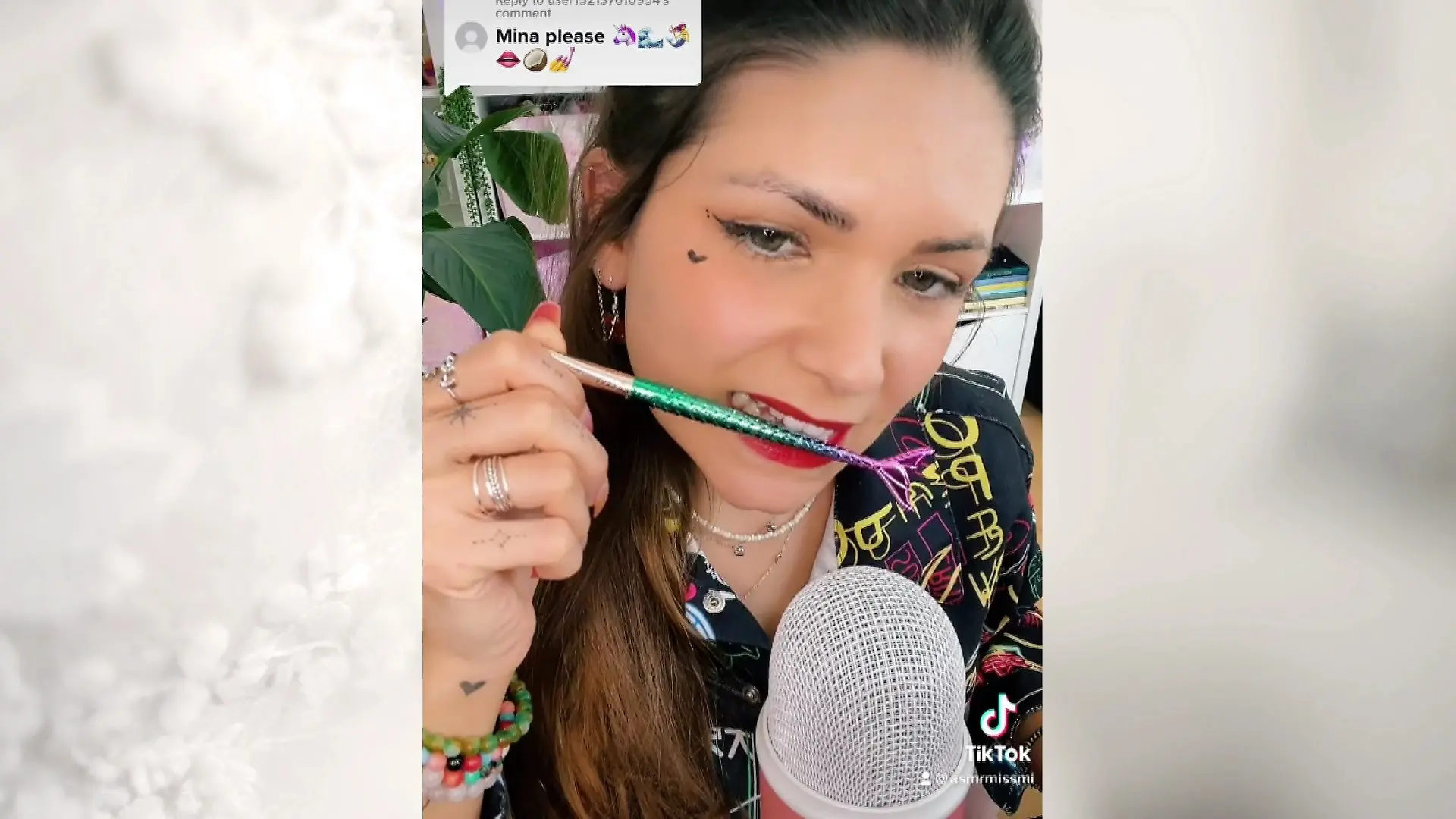 Braut Mina macht ASMR-Videos Kleine Geräusche