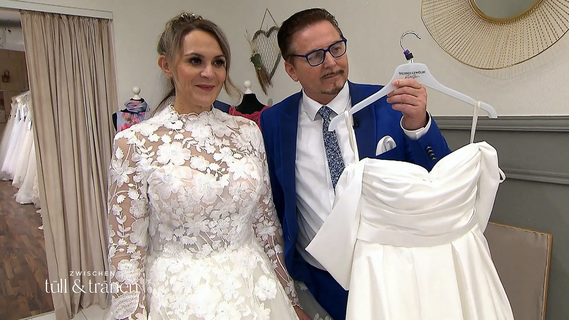 In welchem royalen Kleid sieht sich Miriam? Qual der Wahl?