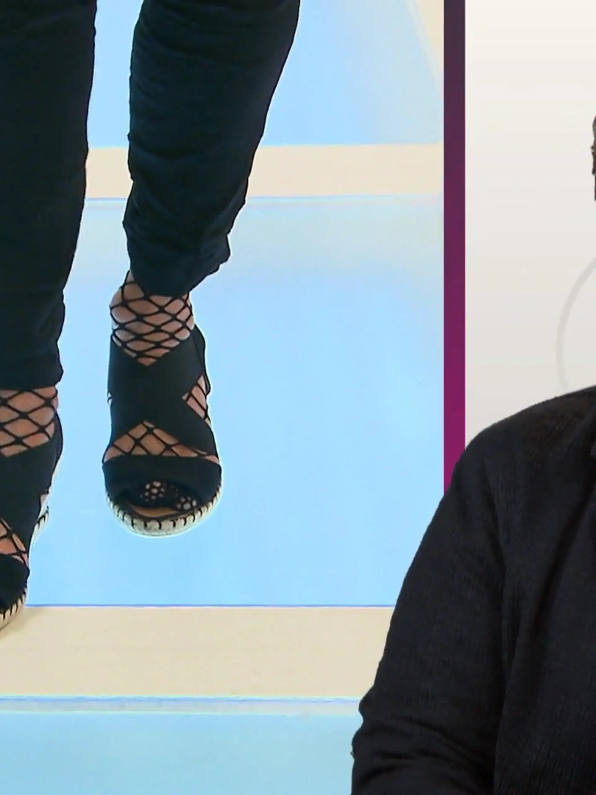 Bild zu: "Brigitte, du heiße Socke- wo sind deine Socken?"