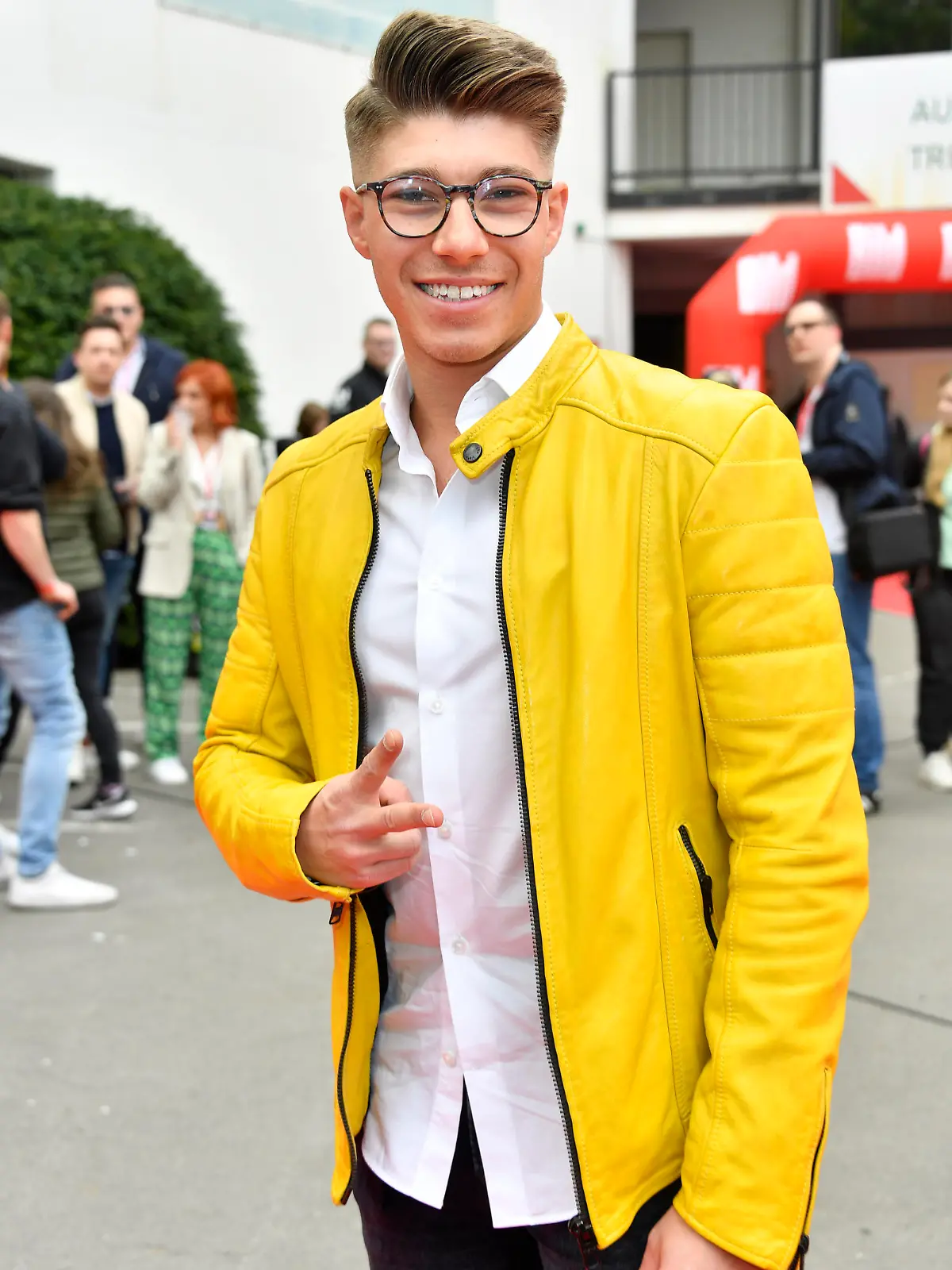 Davin Herbrüggen beim Bild-Renntag 2022 auf der Trabrennbahn Gelsenkirchen. Gelsenkirchen, 01.05.2022
