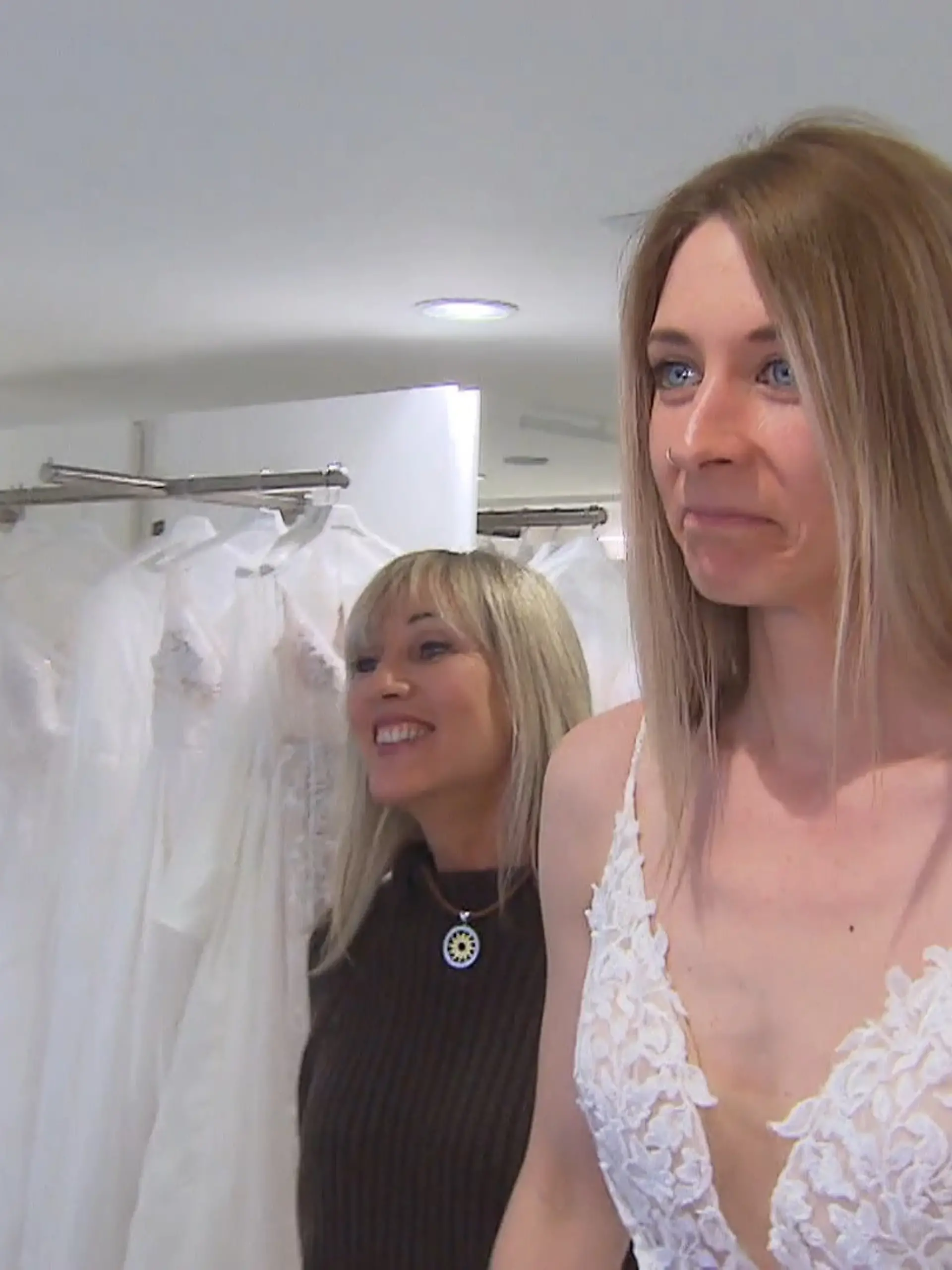 Bild zu: "Ist das erste Kleid schon ein Volltreffer?"