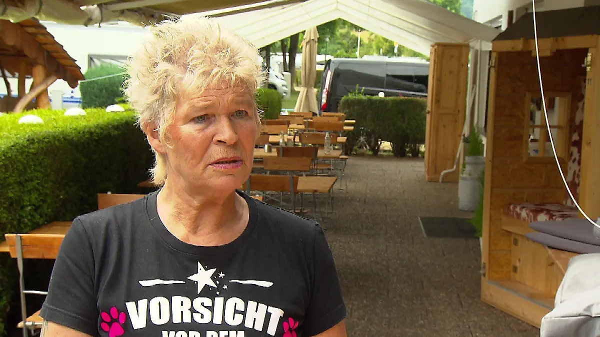 Manuela Schenk, gebürtig aus dem Allgäu, ist sehr stolz auf ihren kleinen naturcampingplatz am Affolderner See.