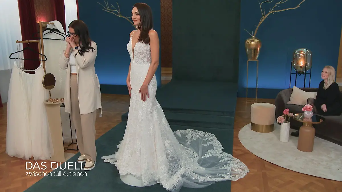 Dreifaches Wow für Elaines zweites Kleid Ein absoluter Traum