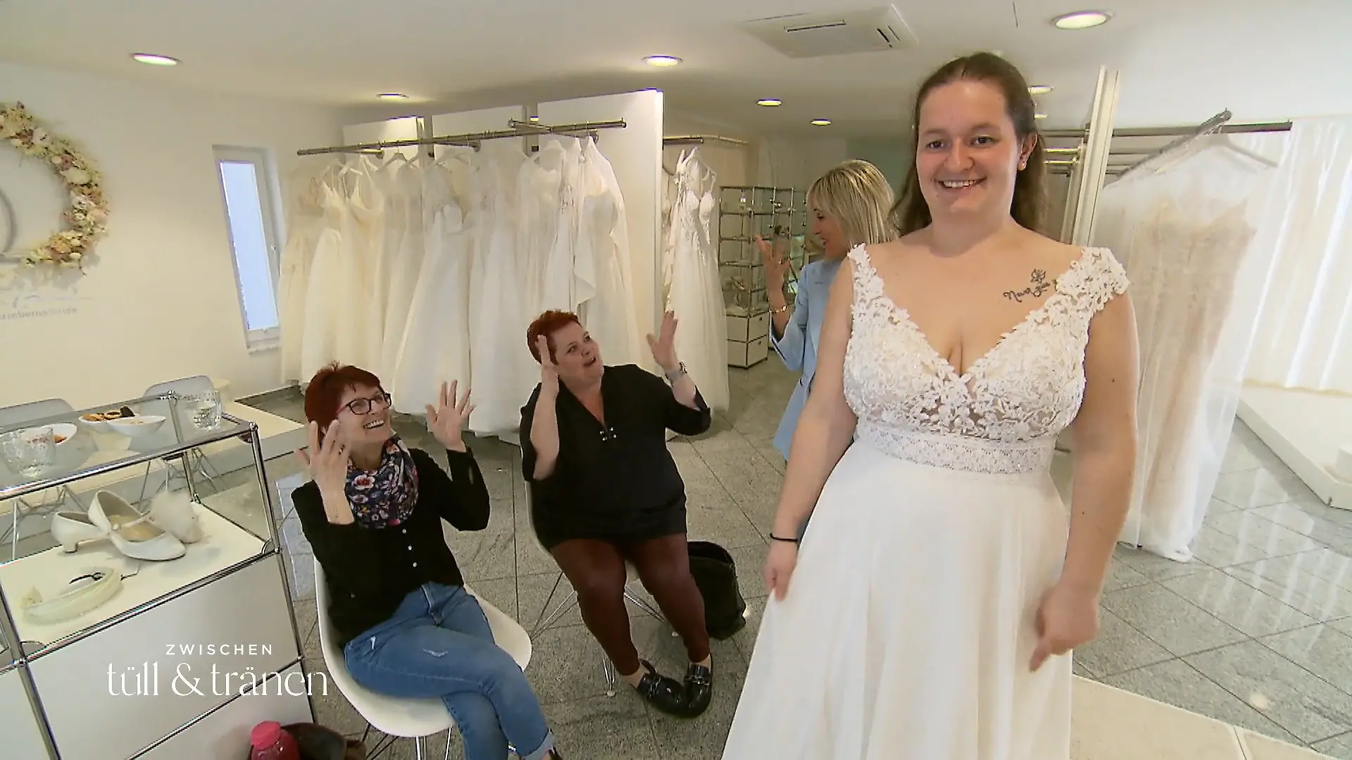 Marie konnte Sarah ein Lächeln ins Gesicht zaubern Kleid gefunden