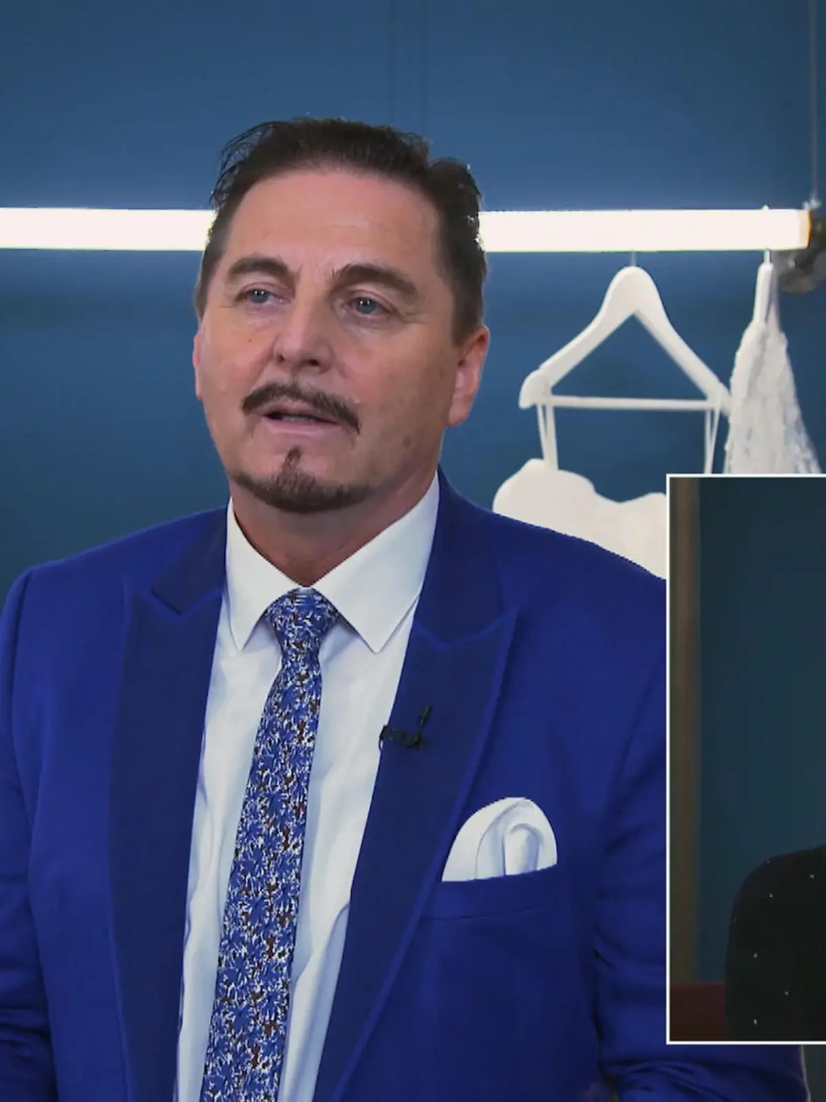 Bild zu: "Beim dritten Kleid hat Uwe einen genauen Plan"